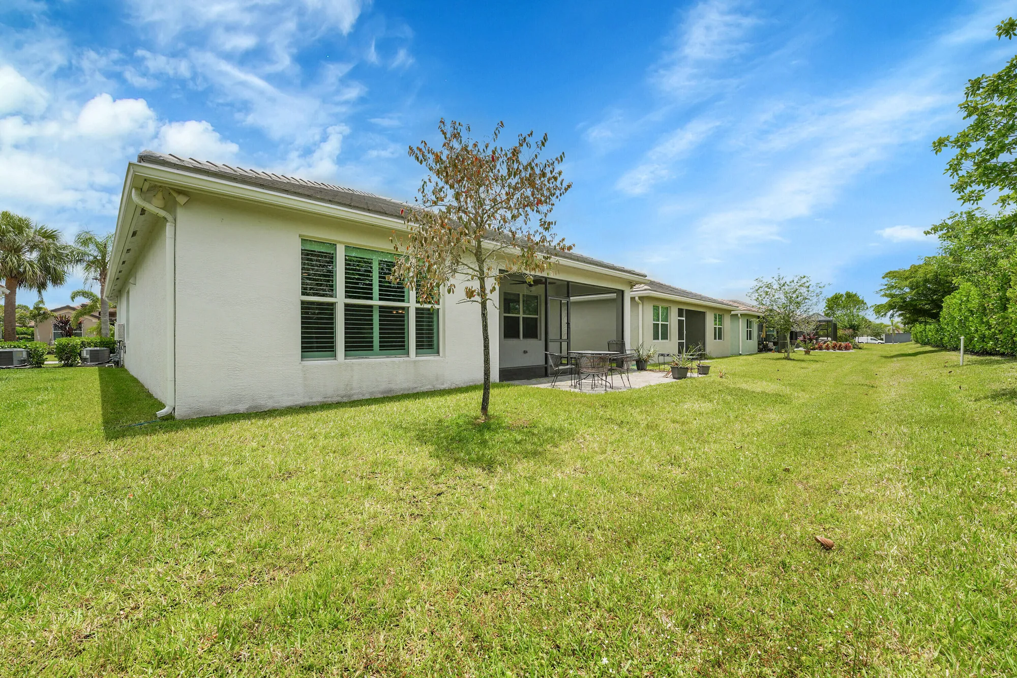 Property Slideshow image 28 of 41 | 11081 sw carriage hill ln, Port Saint Lucie, FL, 34987