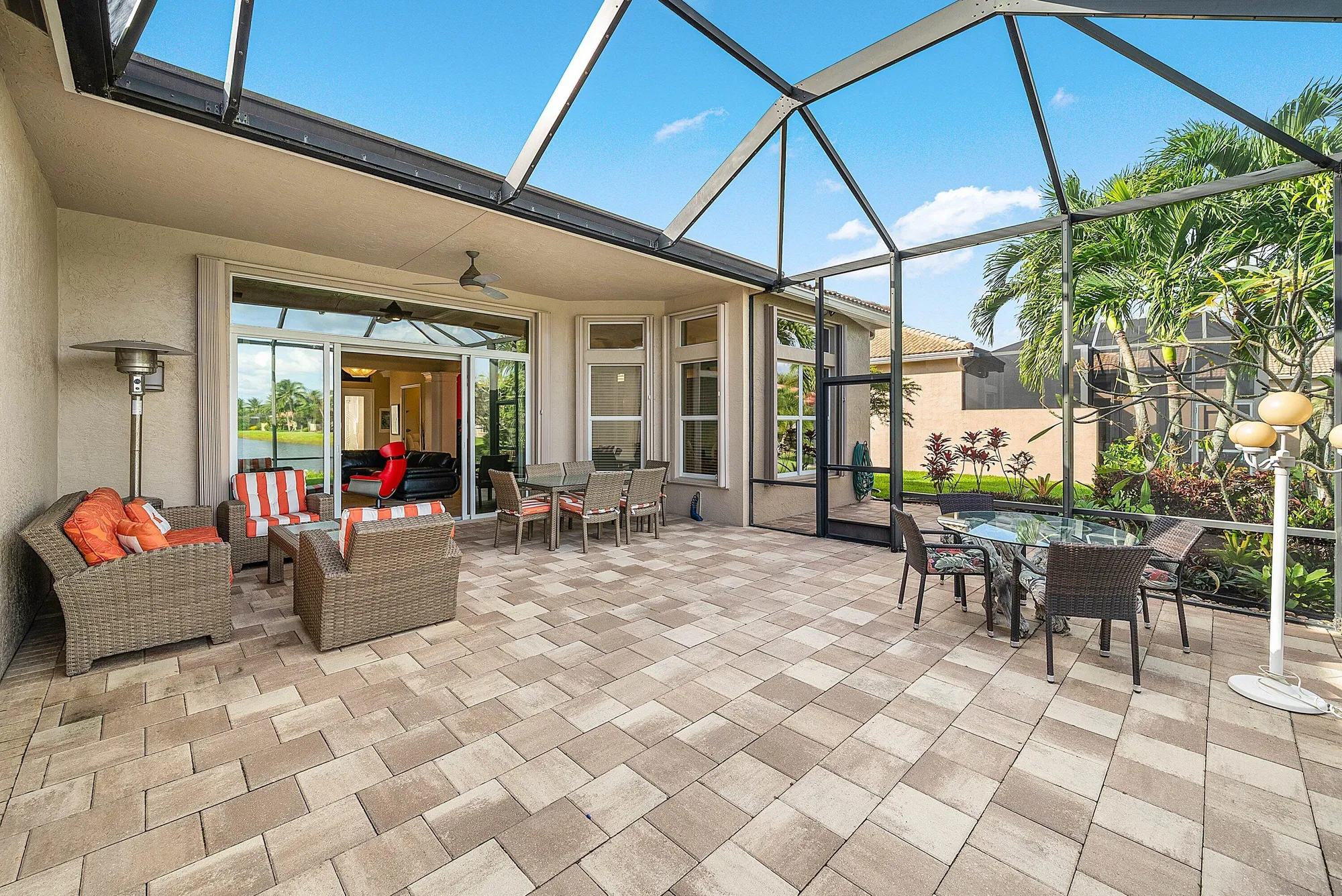 Property Slideshow image 36 of 48 | 9886 bluefield dr, Boynton Beach, FL, 33473