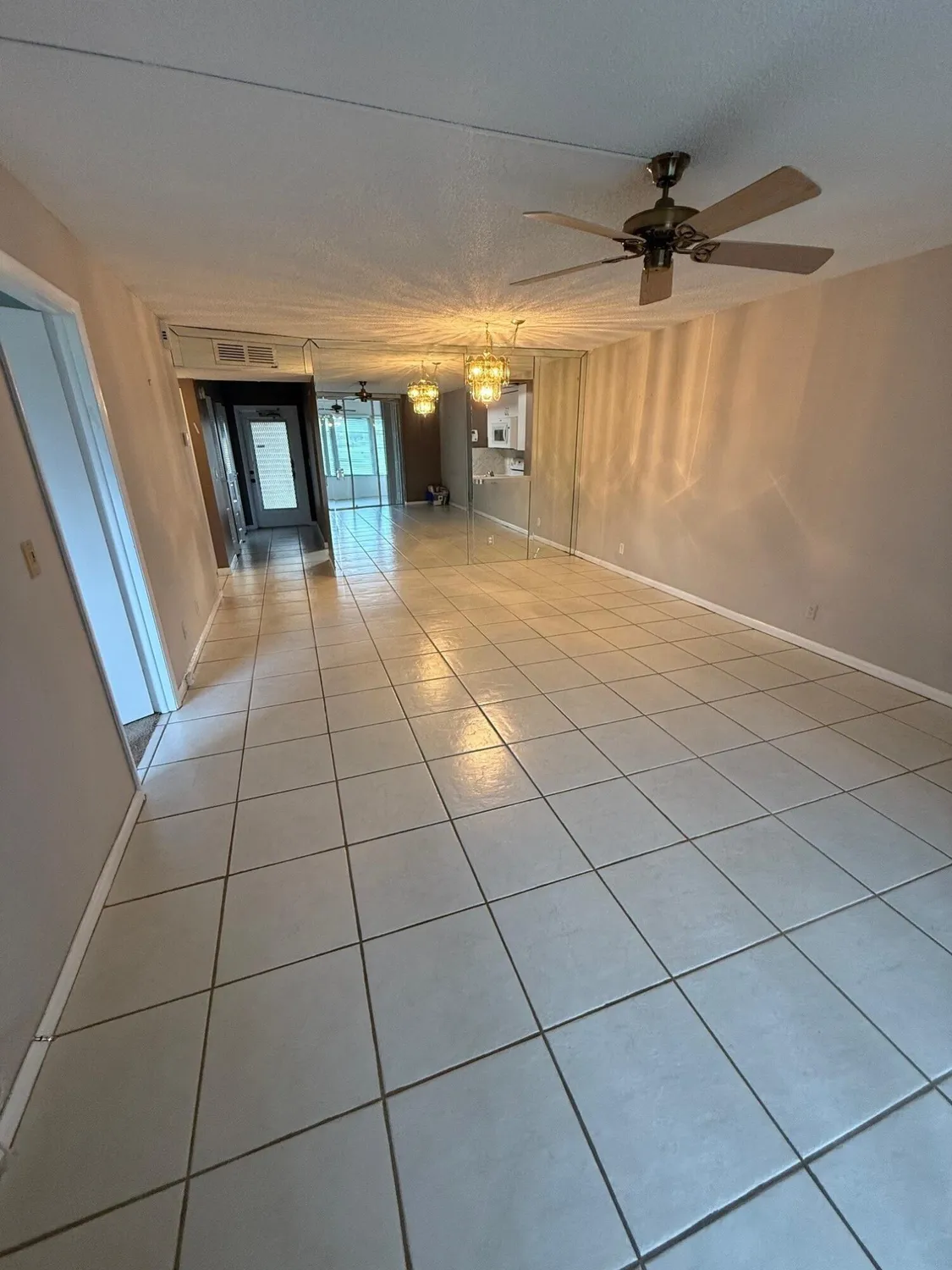 Property Slideshow image 5 of 25 | 26 abbey ln apt 104, Delray Beach, FL, 33446