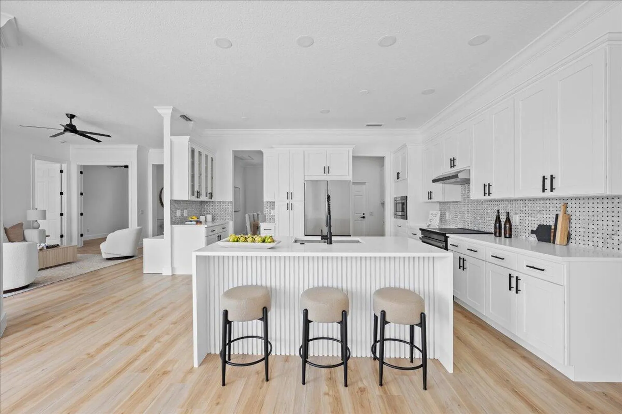 Property Slideshow image 12 of 37 | 2136 union st, West Palm Beach, FL, 33411