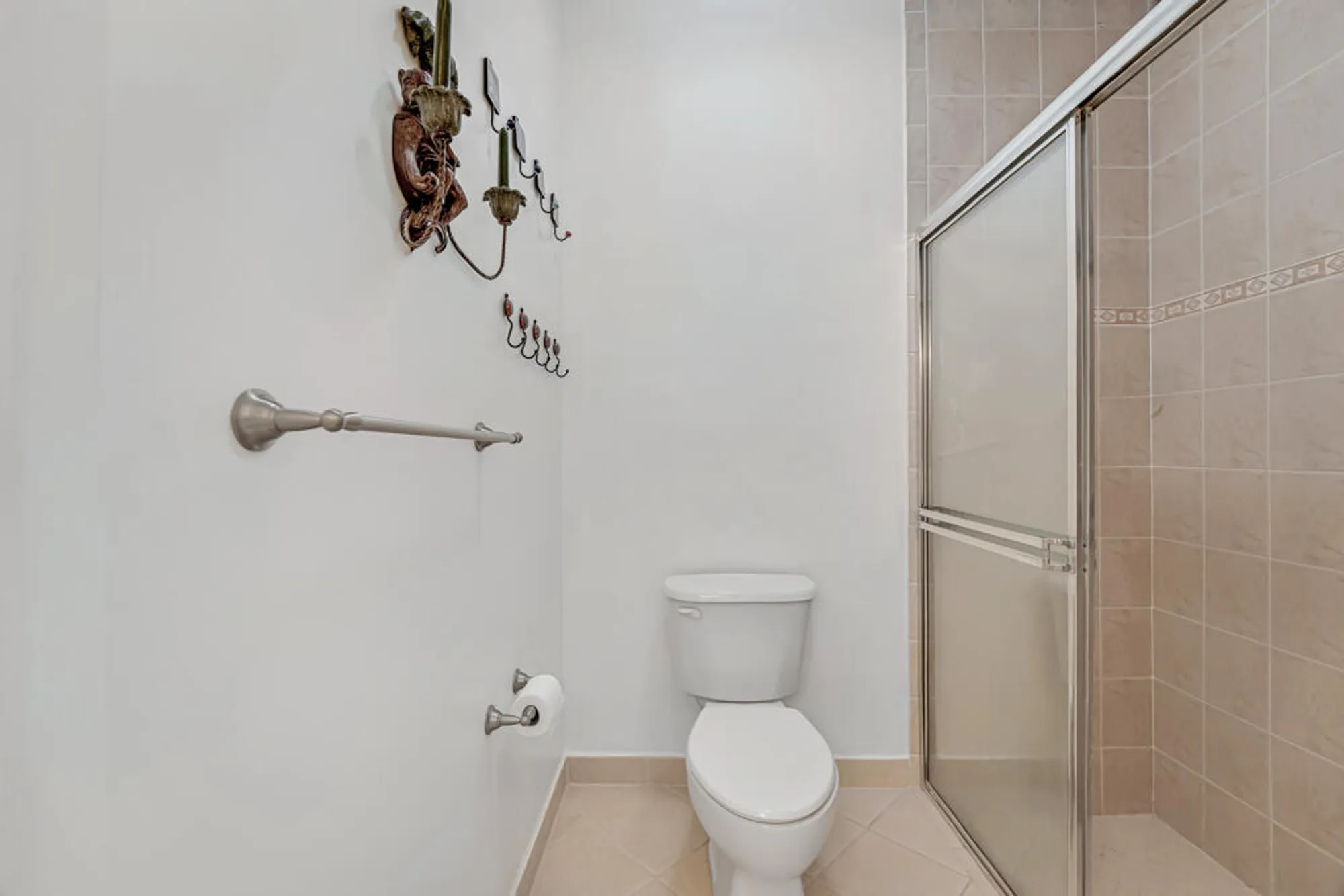 Property Slideshow image 26 of 48 | 9889 galleon dr, West Palm Beach, FL, 33411