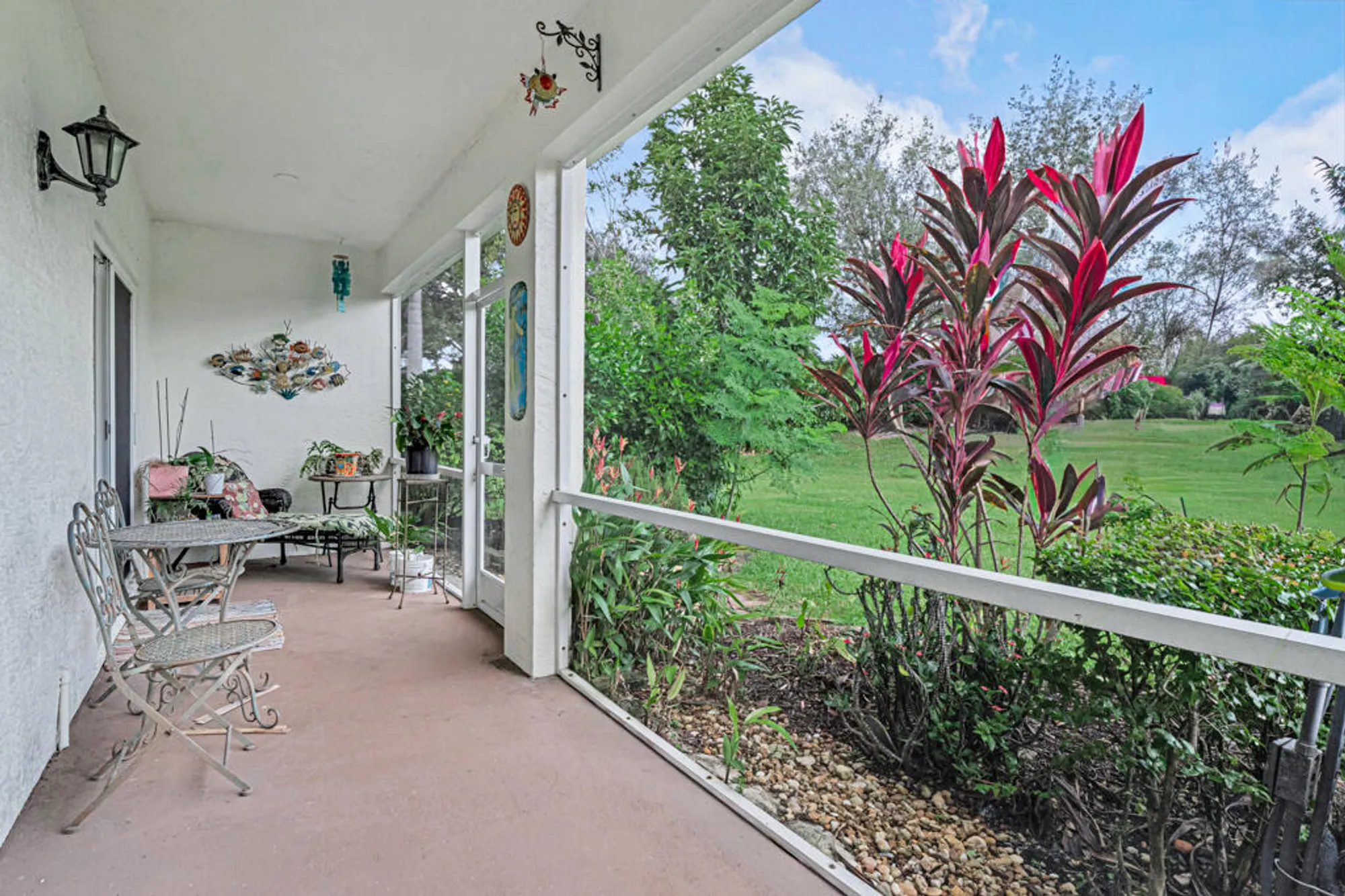 Property Slideshow image 30 of 48 | 9889 galleon dr, West Palm Beach, FL, 33411