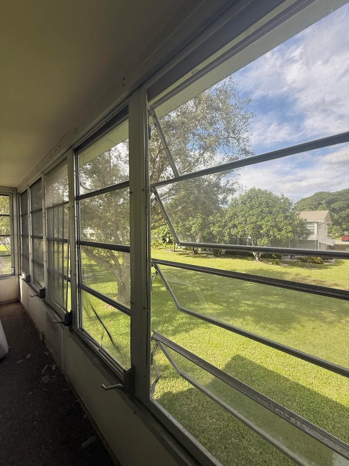 Property Slideshow image 14 of 14 | 268 windsor l, West Palm Beach, FL, 33417