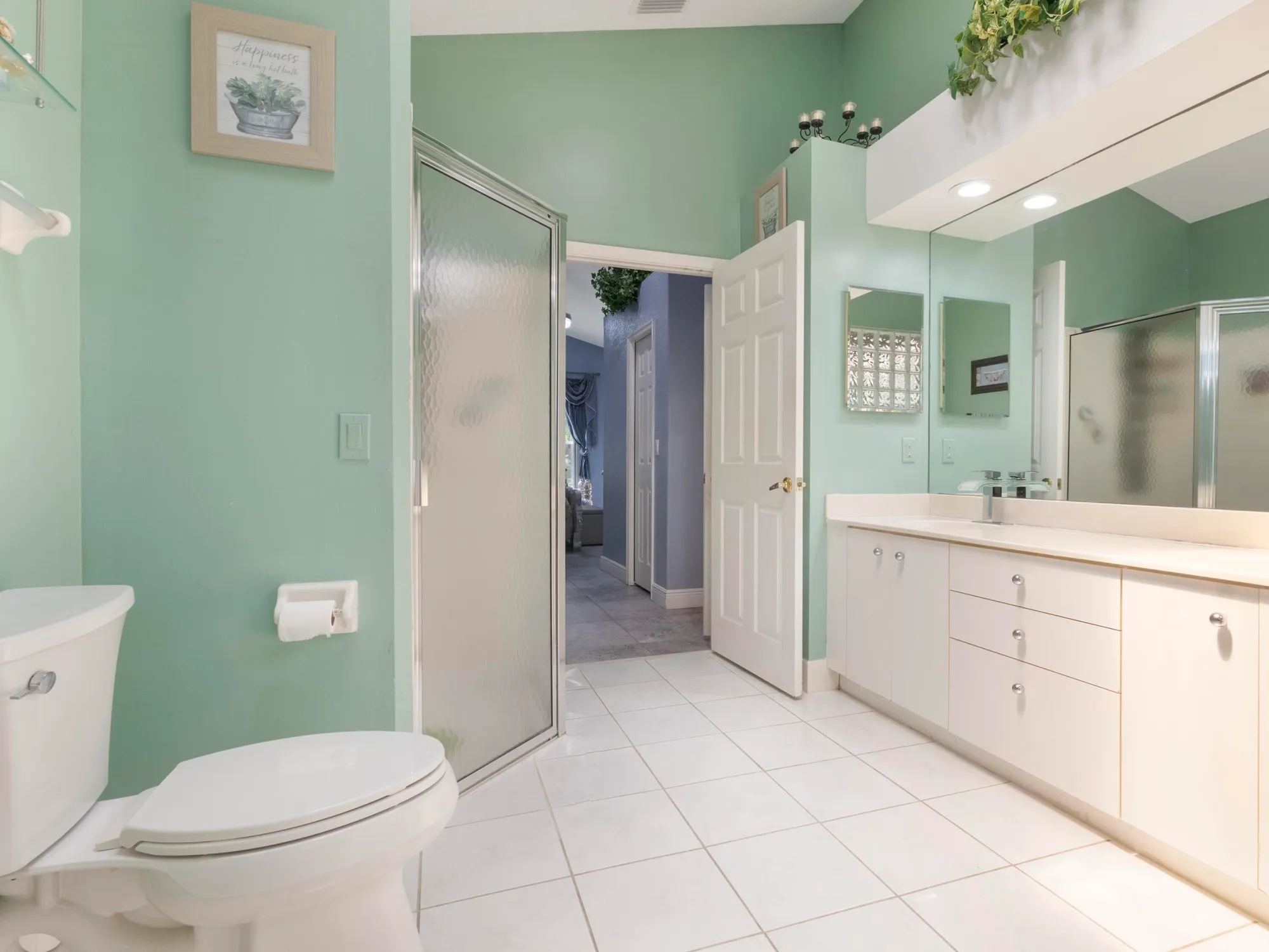 Property Slideshow image 25 of 42 | 5159 brookview dr, Boynton Beach, FL, 33437