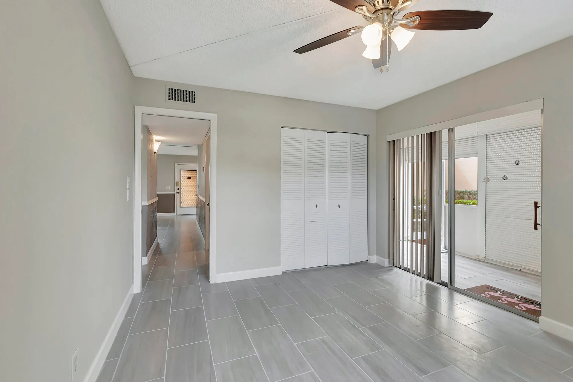 Property Slideshow image 24 of 56 | 445 flanders j, Delray Beach, FL, 33484