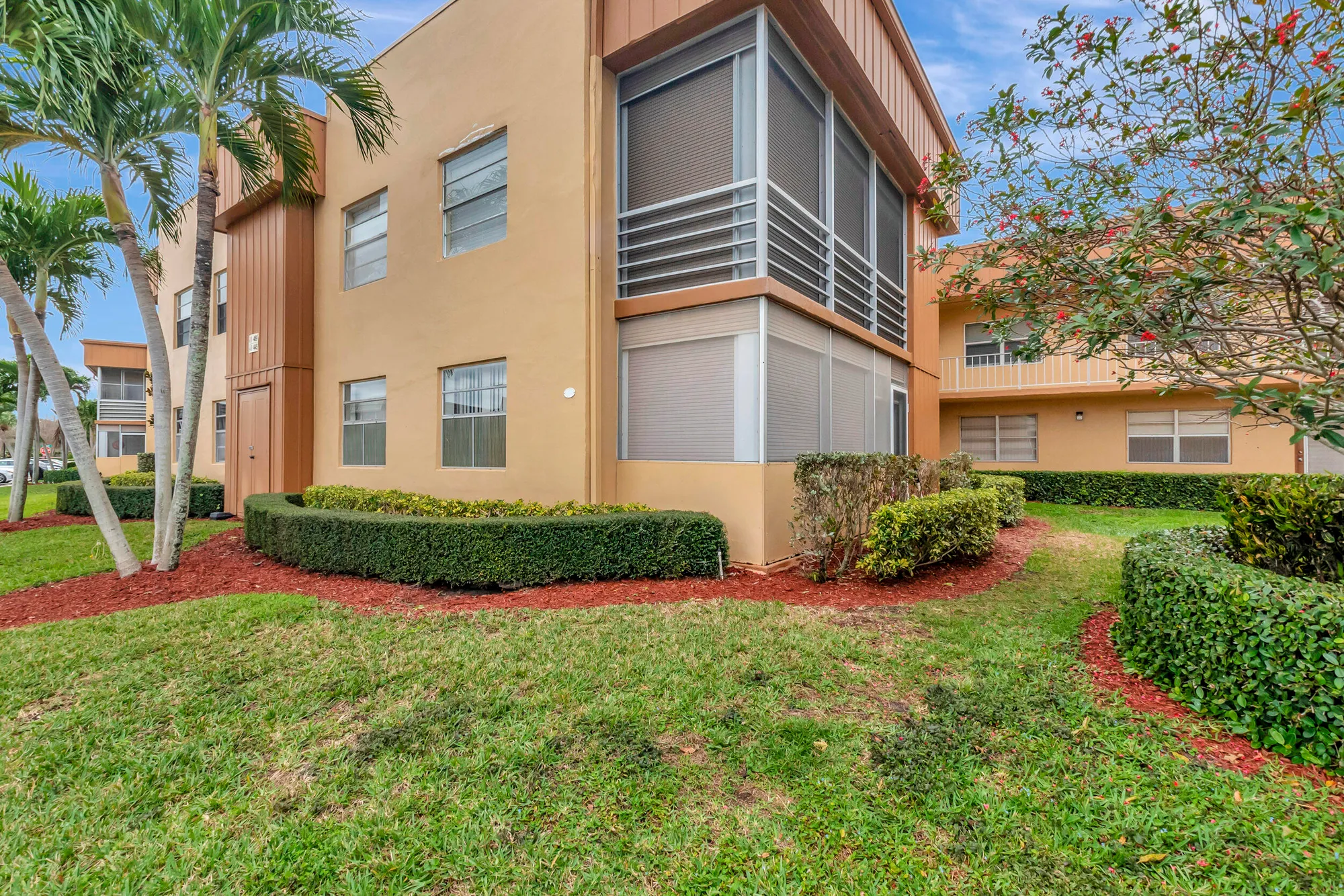 Property Slideshow image 30 of 56 | 445 flanders j, Delray Beach, FL, 33484