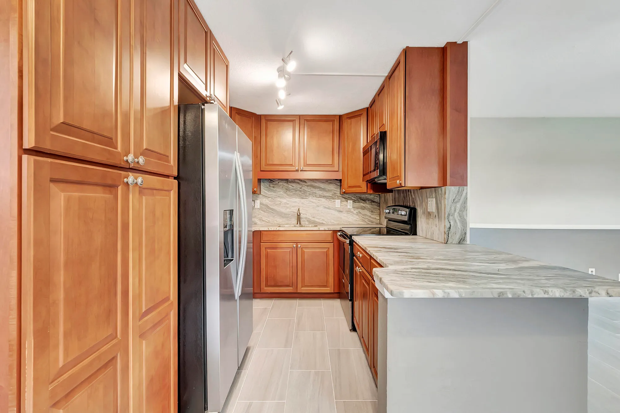 Property Slideshow image 15 of 56 | 445 flanders j, Delray Beach, FL, 33484