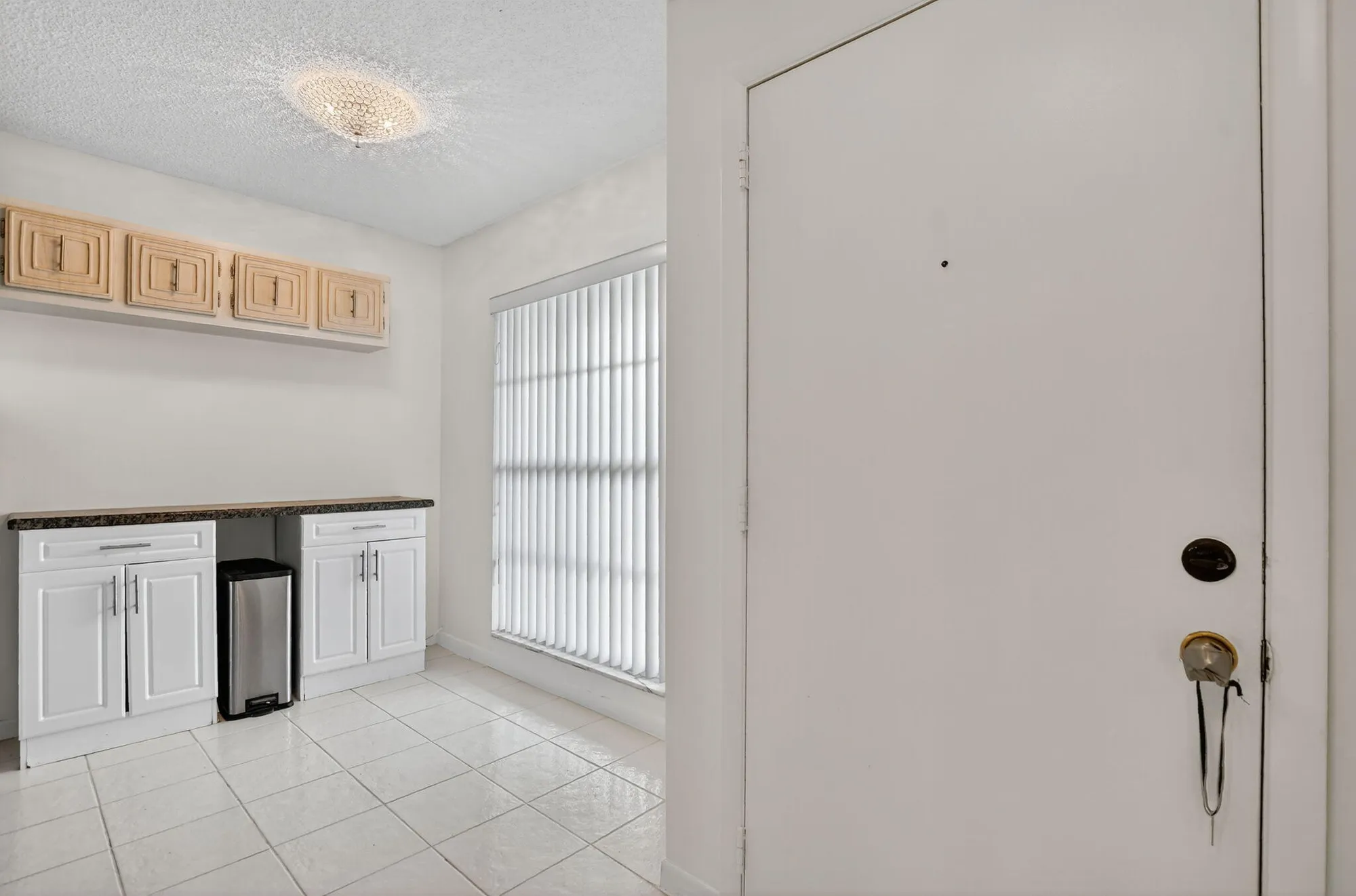 Property Slideshow image 7 of 38 | 8747 warwick dr # 271, Boca Raton, FL, 33433