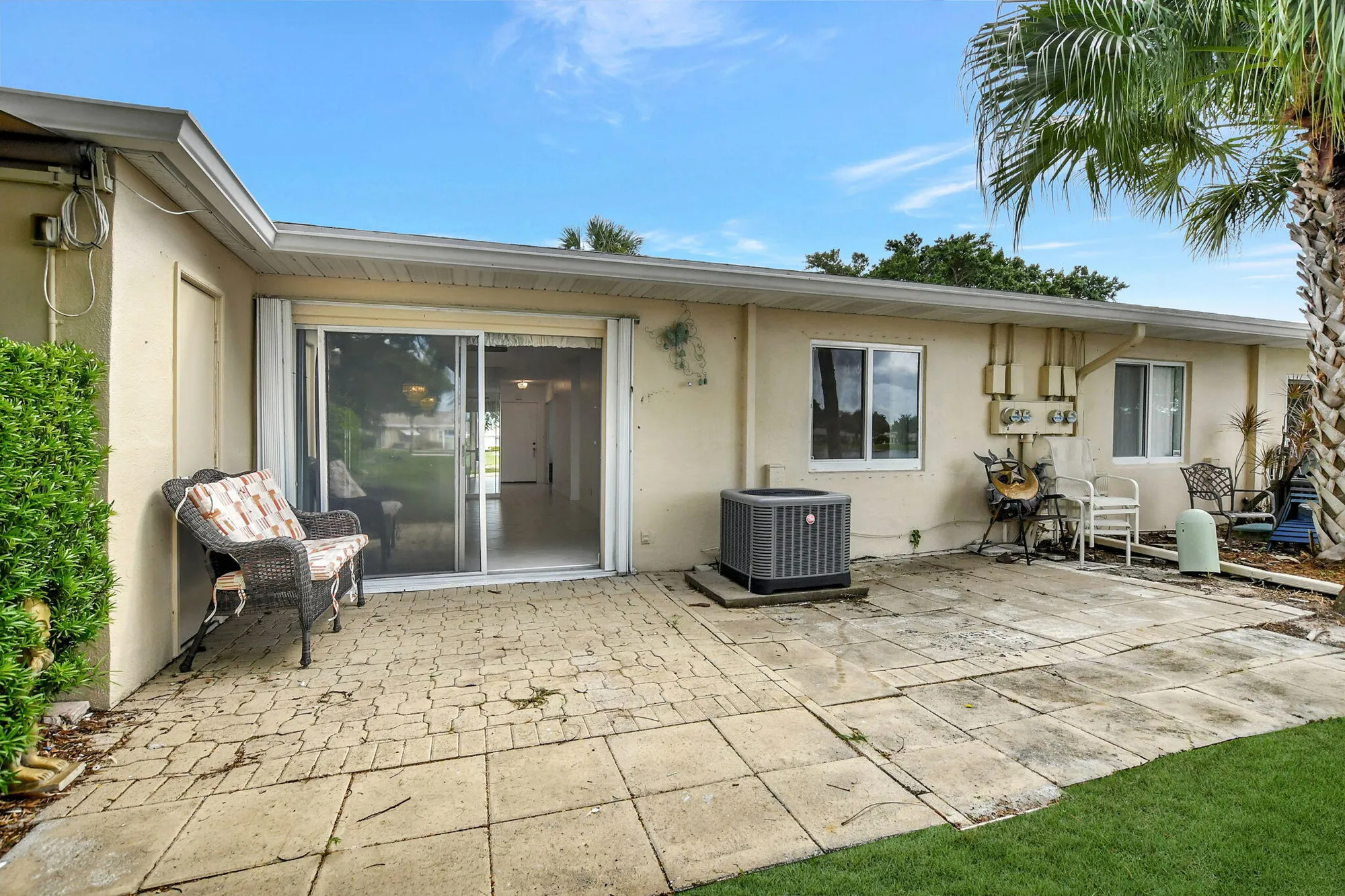 Property Slideshow image 28 of 38 | 8747 warwick dr # 271, Boca Raton, FL, 33433