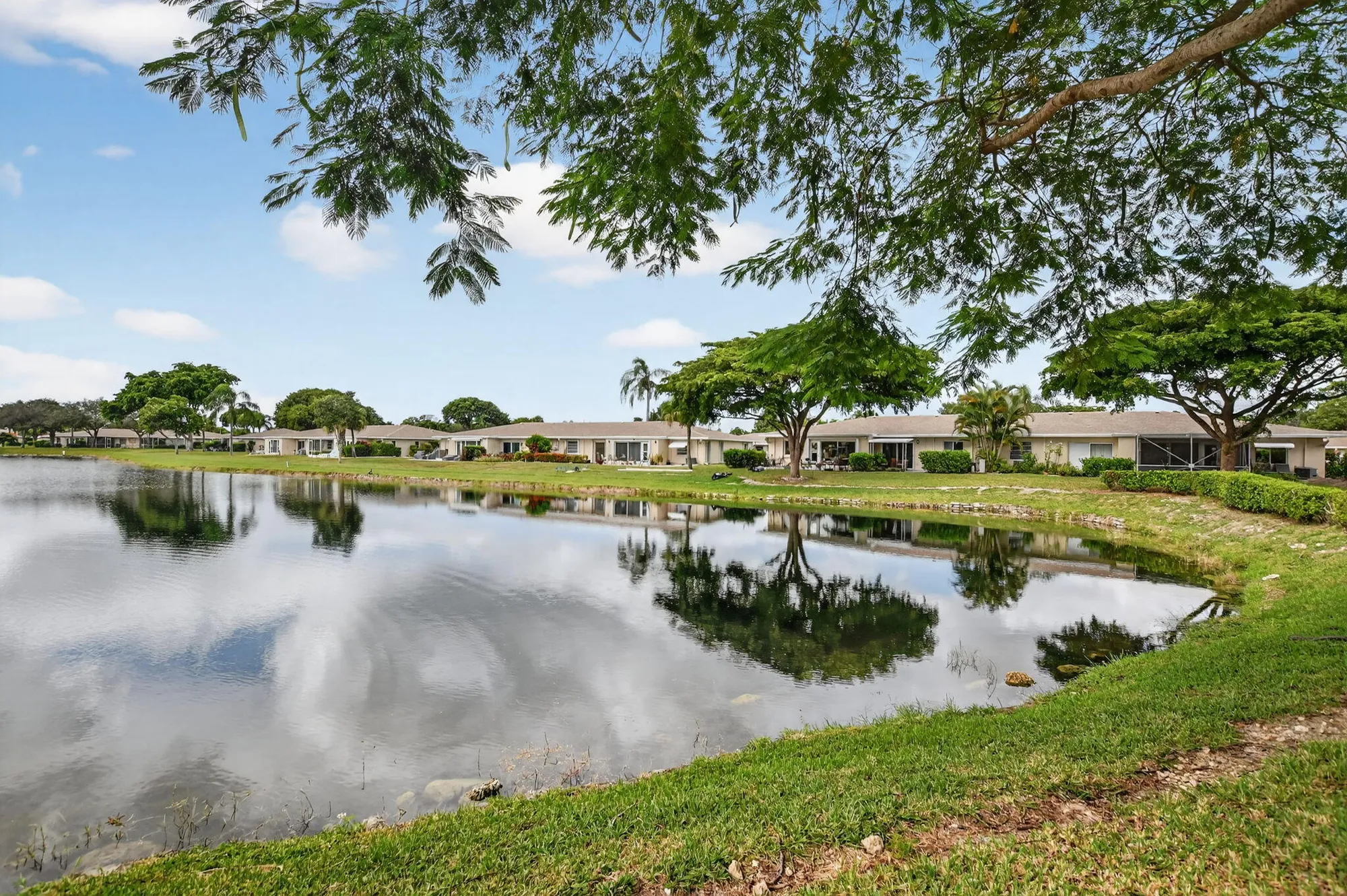 Property Slideshow image 2 of 38 | 8747 warwick dr # 271, Boca Raton, FL, 33433