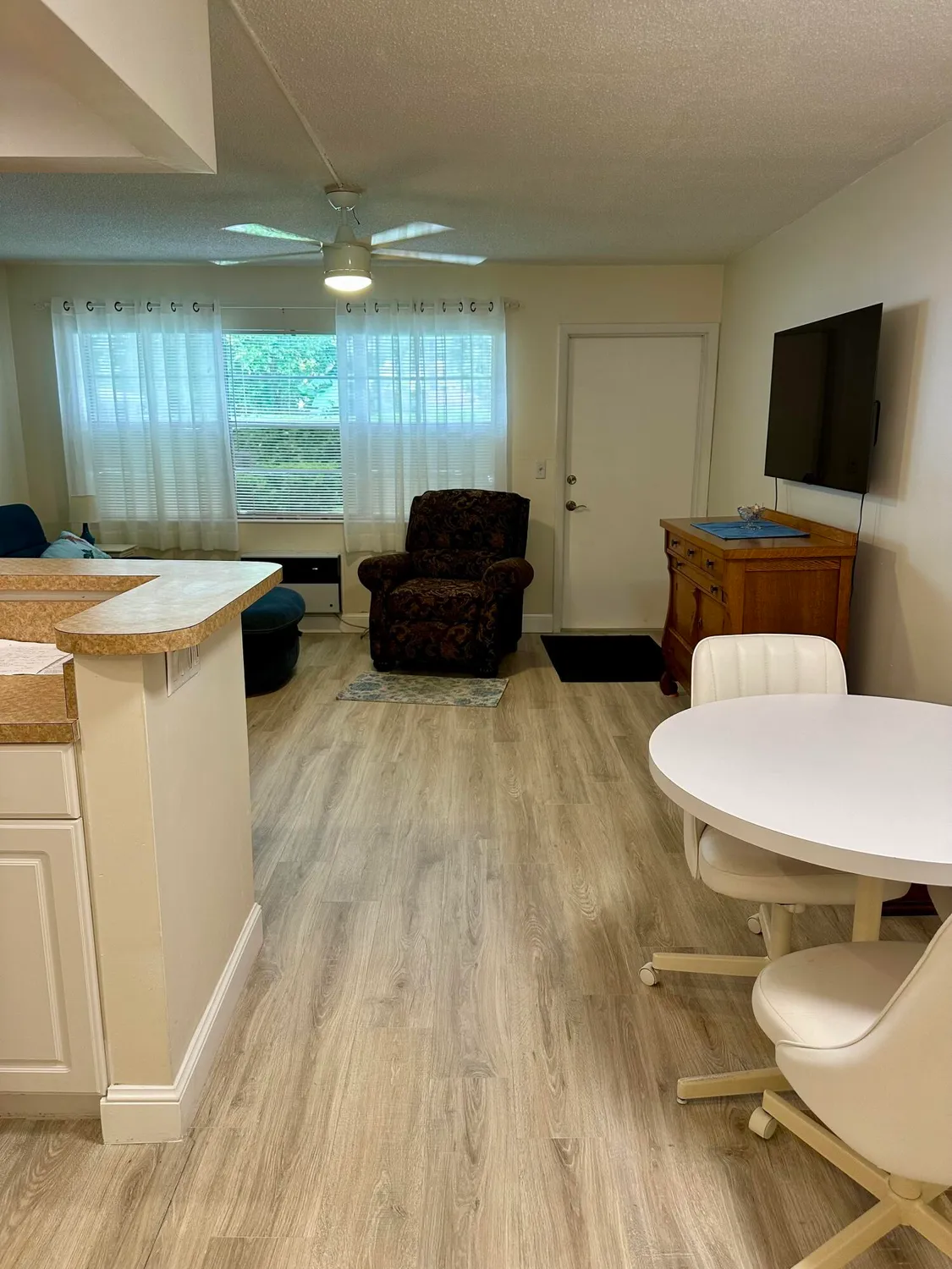 Property Slideshow image 7 of 42 | 210 horizons 106, Boynton Beach, FL, 33435