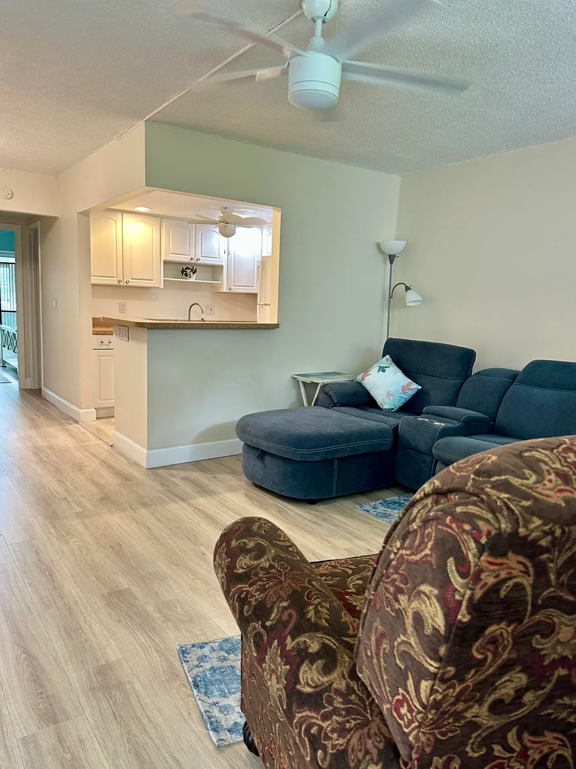 Property Slideshow image 5 of 42 | 210 horizons 106, Boynton Beach, FL, 33435