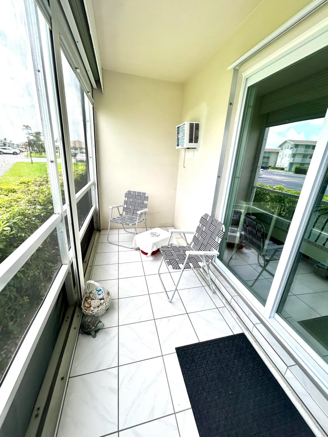 Property Slideshow image 19 of 42 | 210 horizons 106, Boynton Beach, FL, 33435