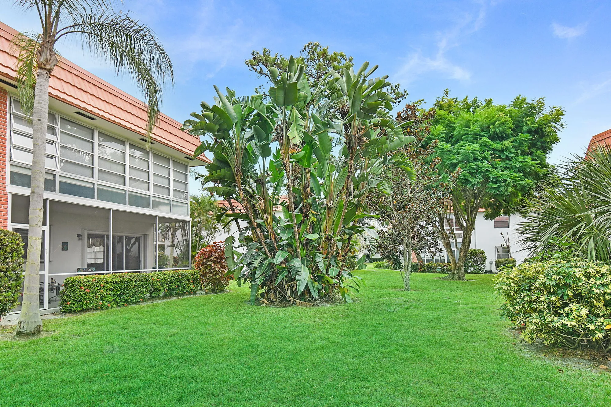 Property Slideshow image 4 of 37 | 2600 se ocean blvd c1, Stuart, FL, 34996