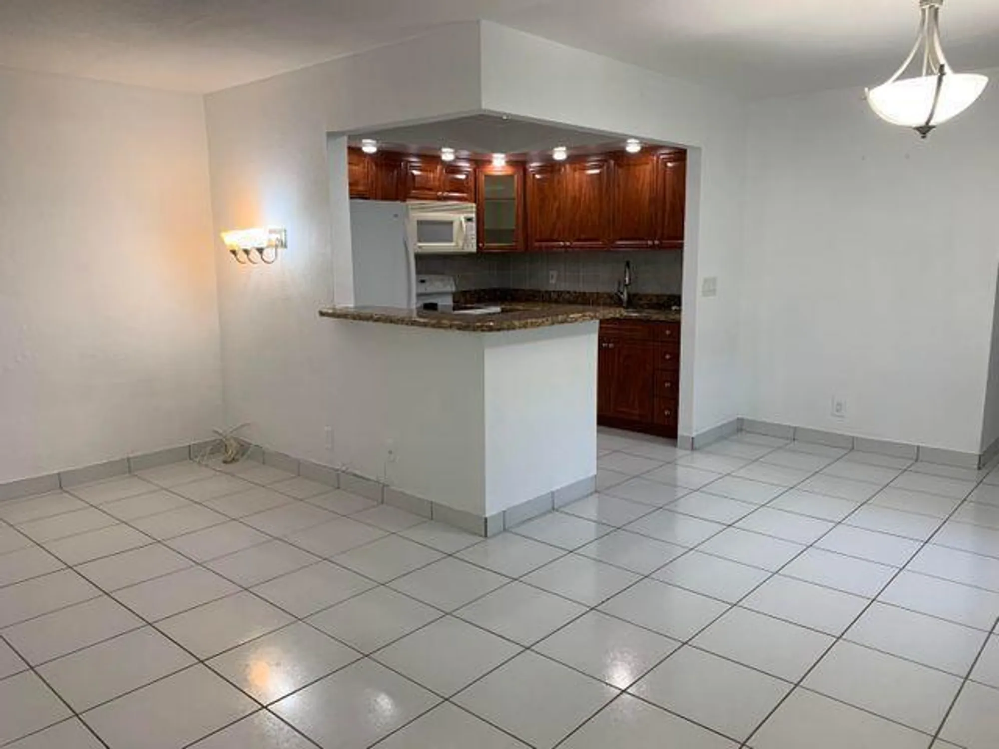 Property Slideshow image 1 of 27 | 259 saxony f # 259, Delray Beach, FL, 33446