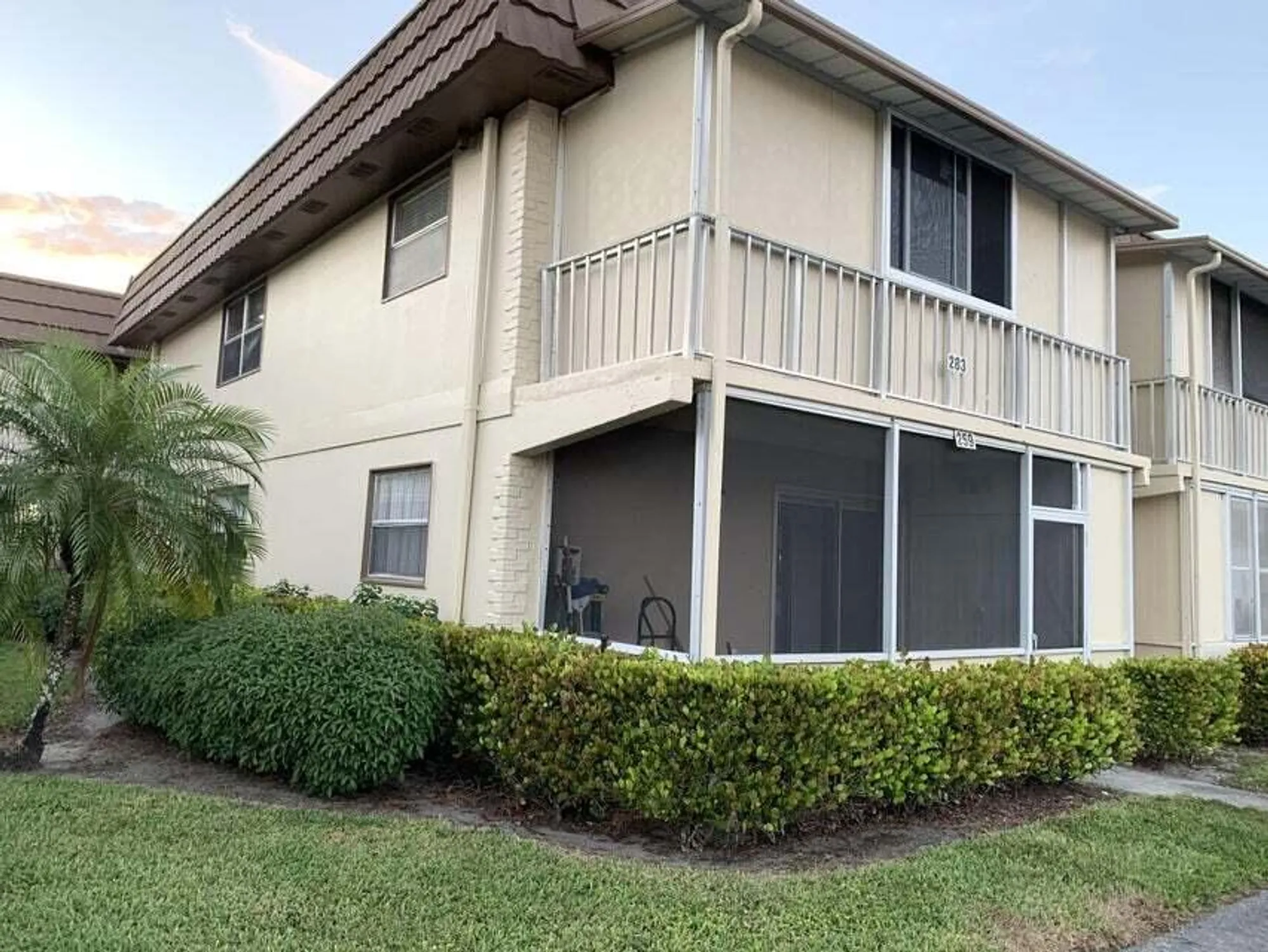 Property Slideshow image 2 of 27 | 259 saxony f # 259, Delray Beach, FL, 33446