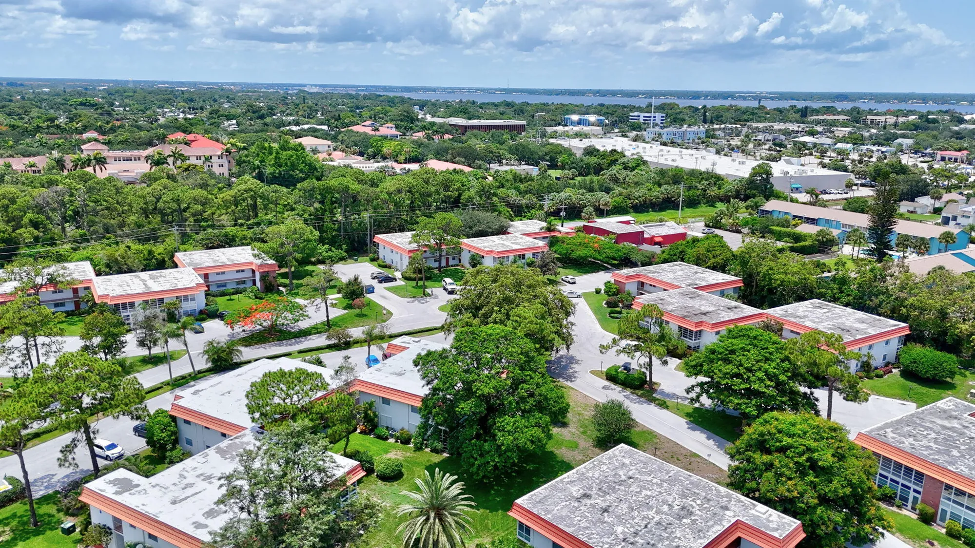 Property Slideshow image 28 of 37 | 2600 se ocean blvd c1, Stuart, FL, 34996