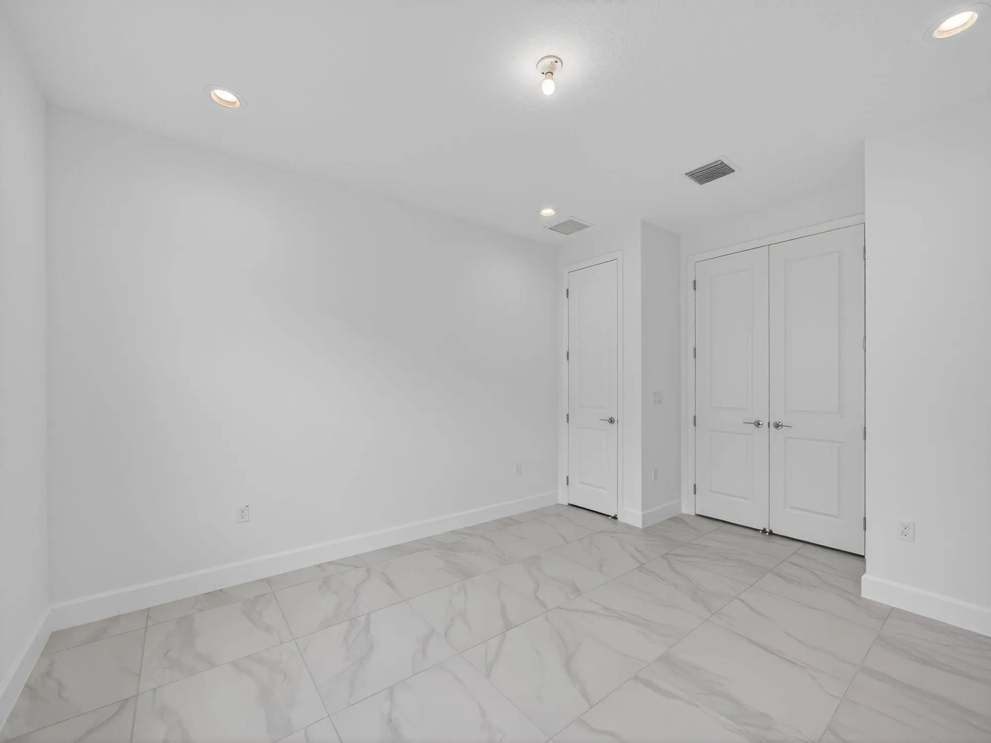 Property Slideshow image 12 of 63 | 14231 sw waterfall ln, Port Saint Lucie, FL, 34987