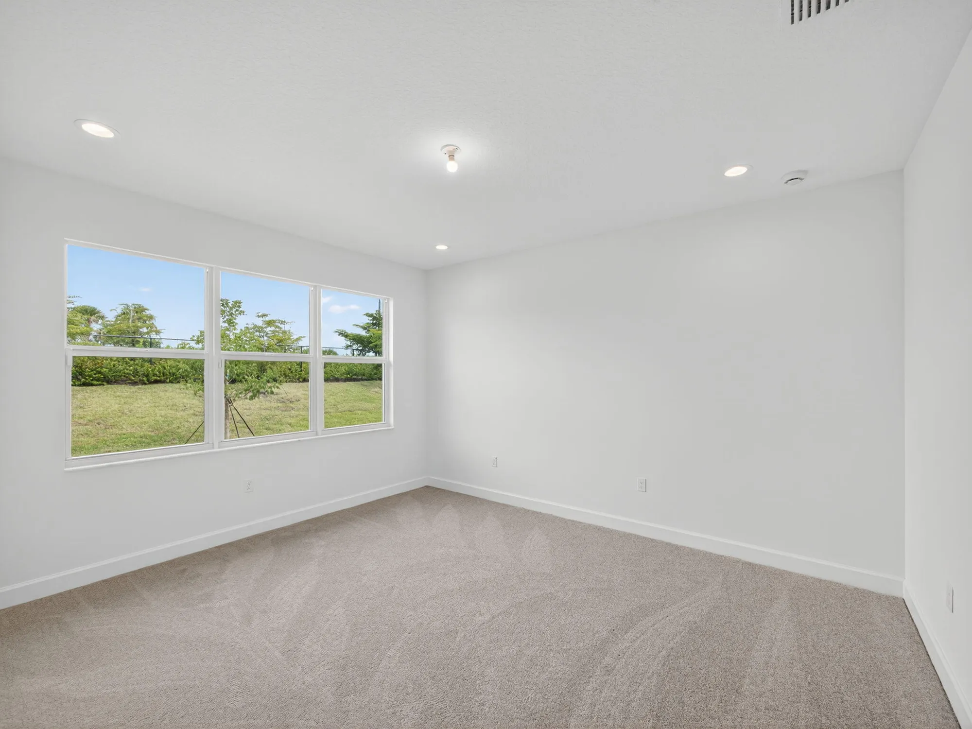 Property Slideshow image 15 of 63 | 14231 sw waterfall ln, Port Saint Lucie, FL, 34987