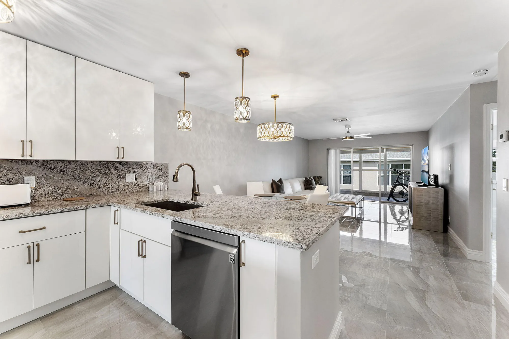 Property Slideshow image 1 of 43 | 1020 silk oak ter apt 204, Delray Beach, FL, 33445