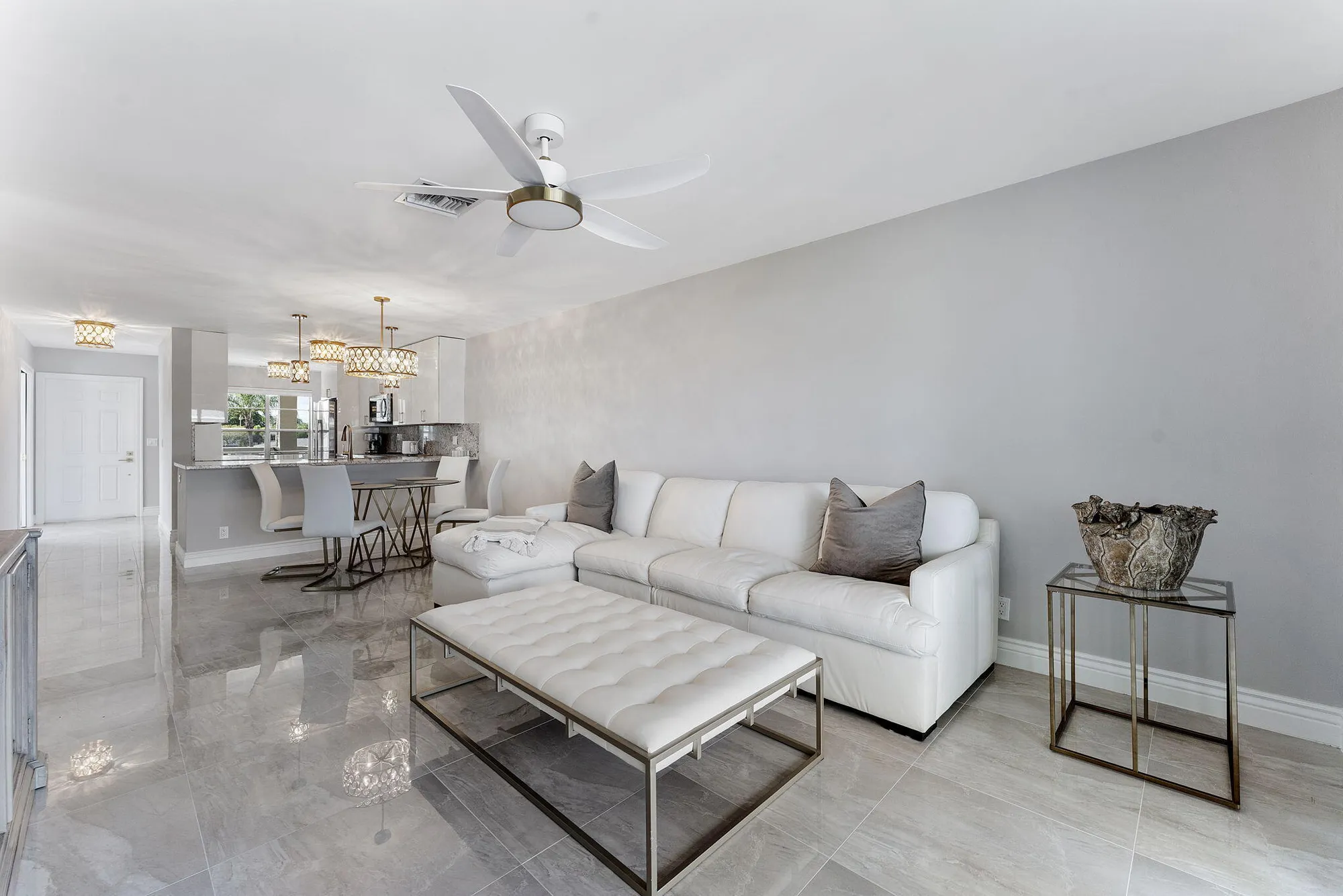 Property Slideshow image 15 of 43 | 1020 silk oak ter apt 204, Delray Beach, FL, 33445