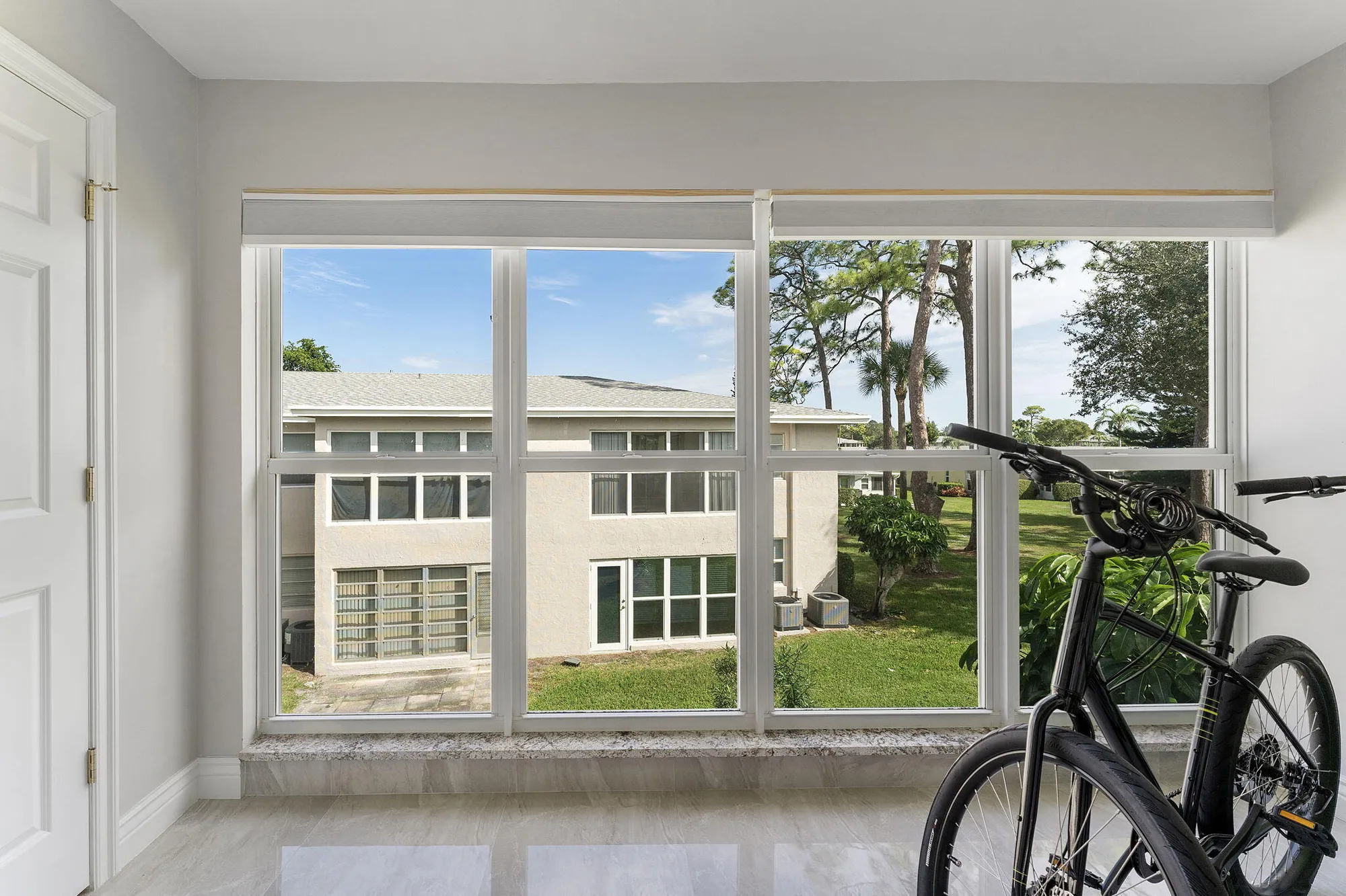 Property Slideshow image 26 of 43 | 1020 silk oak ter apt 204, Delray Beach, FL, 33445