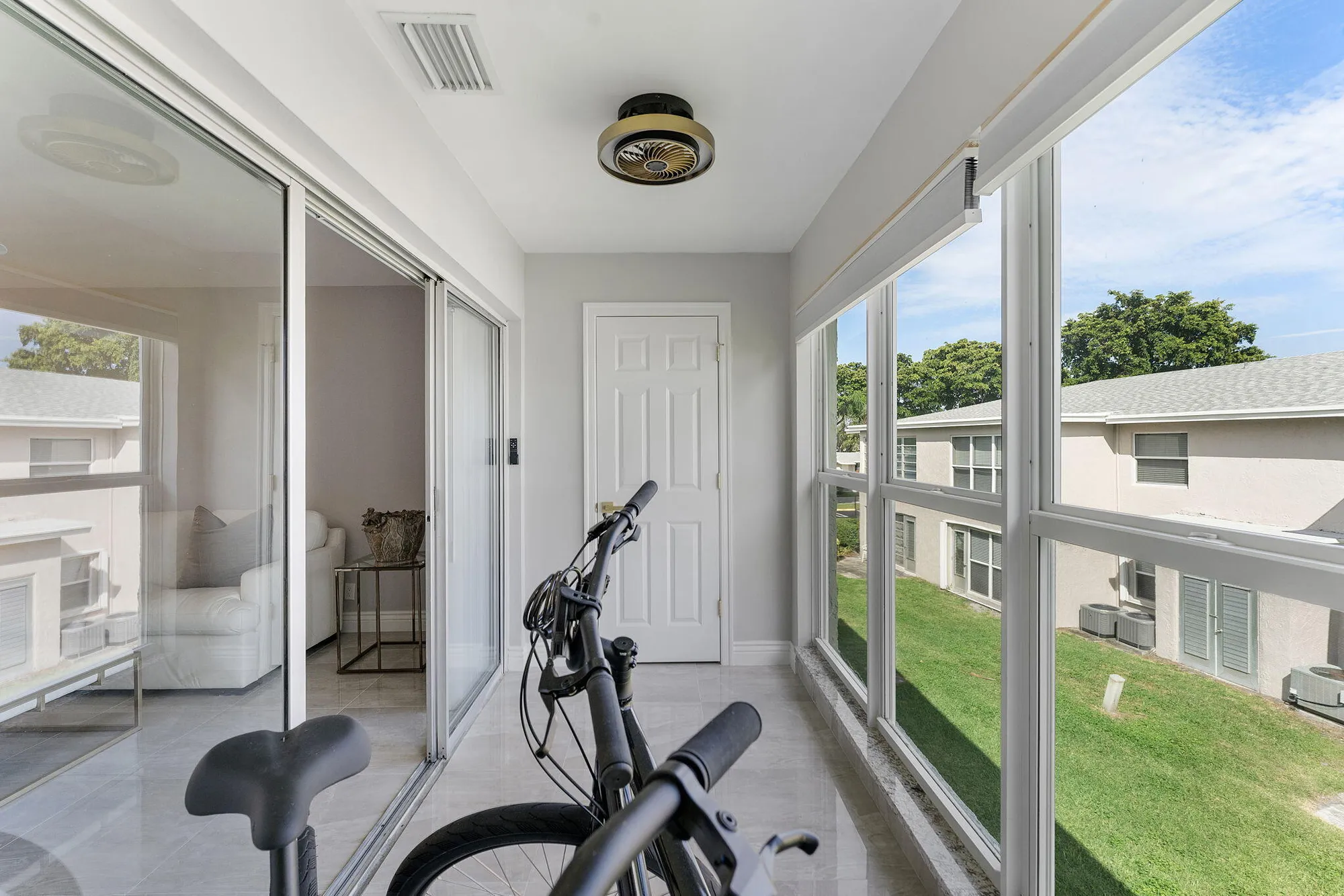 Property Slideshow image 25 of 43 | 1020 silk oak ter apt 204, Delray Beach, FL, 33445