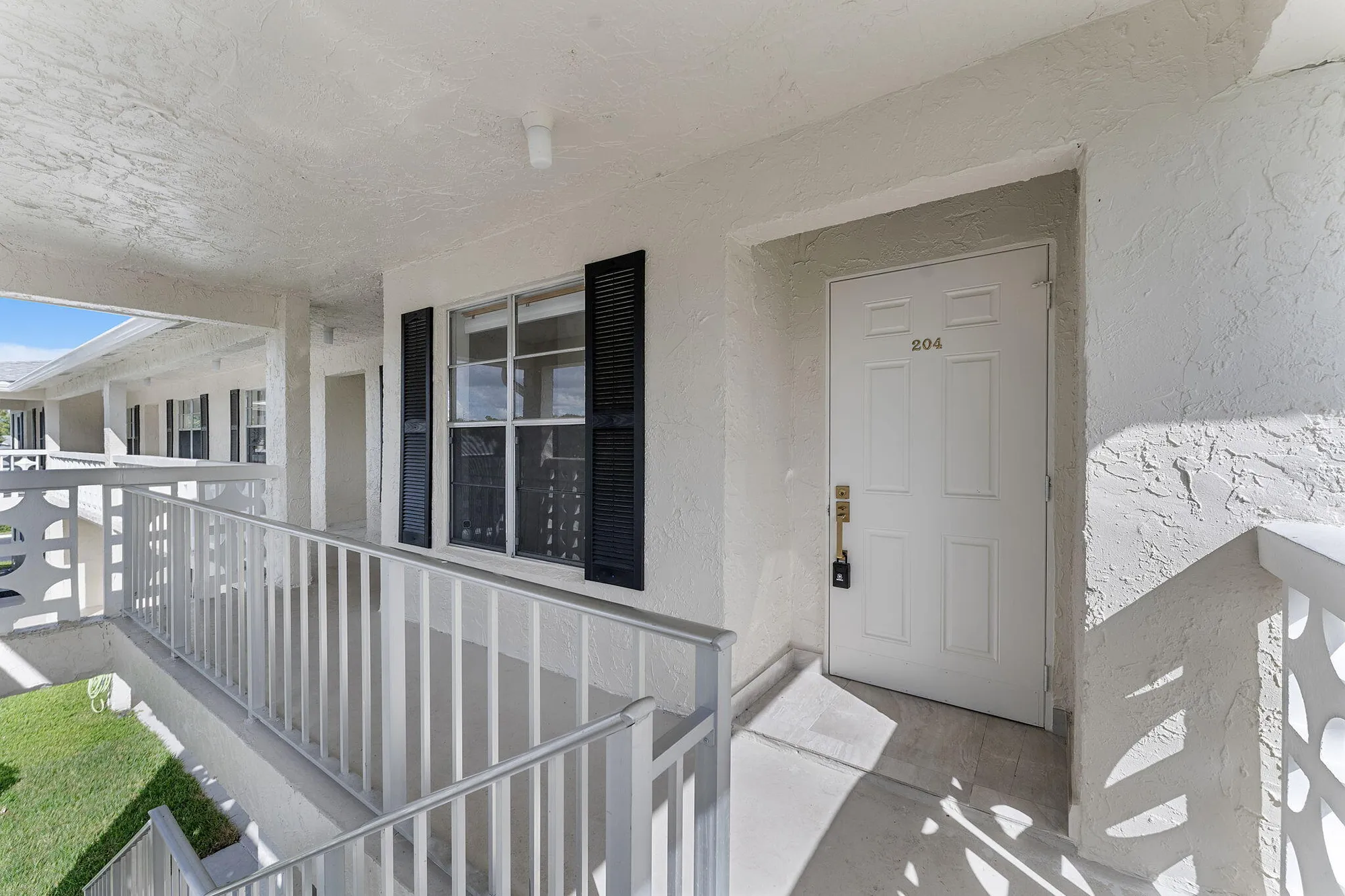 Property Slideshow image 30 of 43 | 1020 silk oak ter apt 204, Delray Beach, FL, 33445