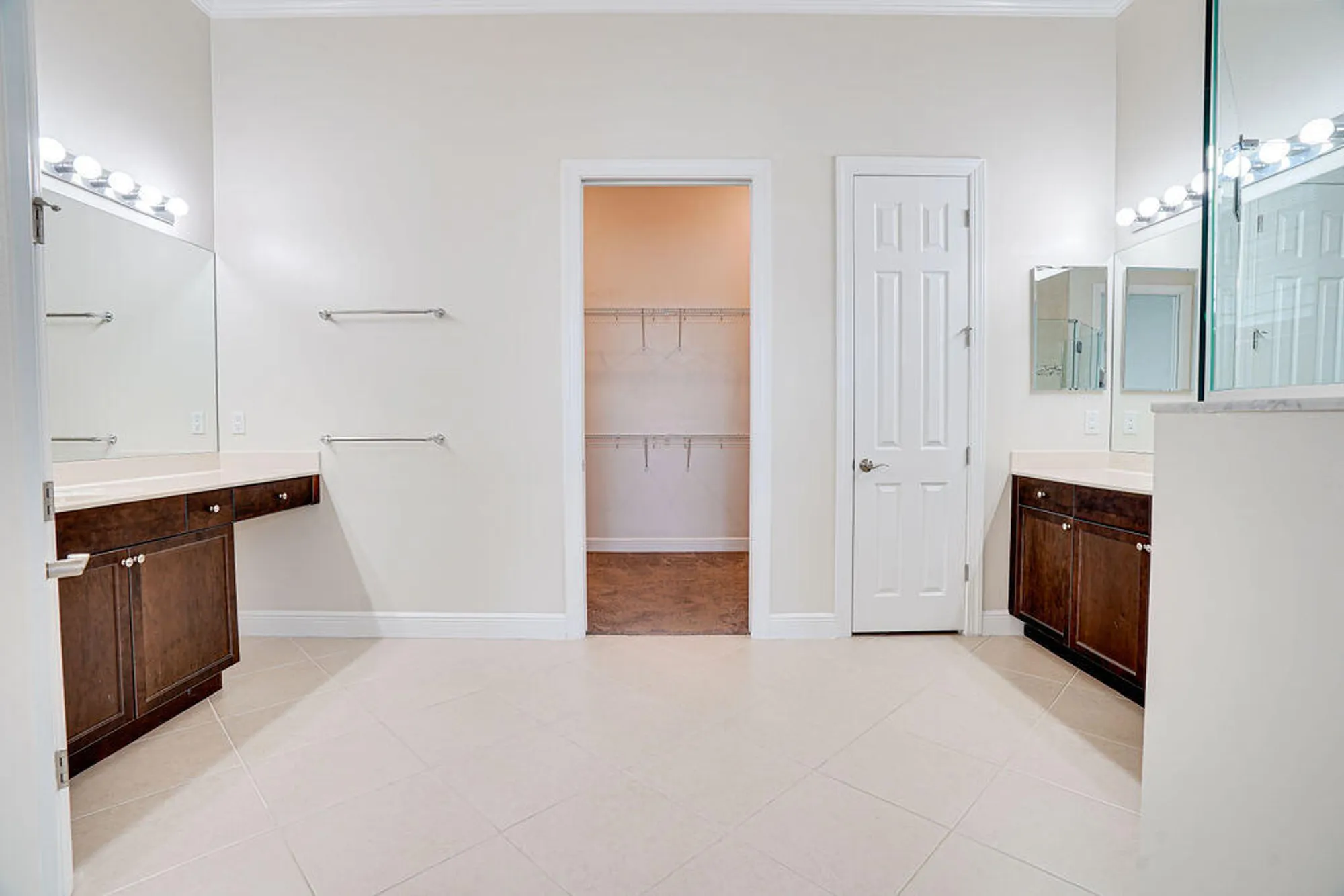 Property Slideshow image 21 of 67 | 17007 sw sapri way, Port Saint Lucie, FL, 34986