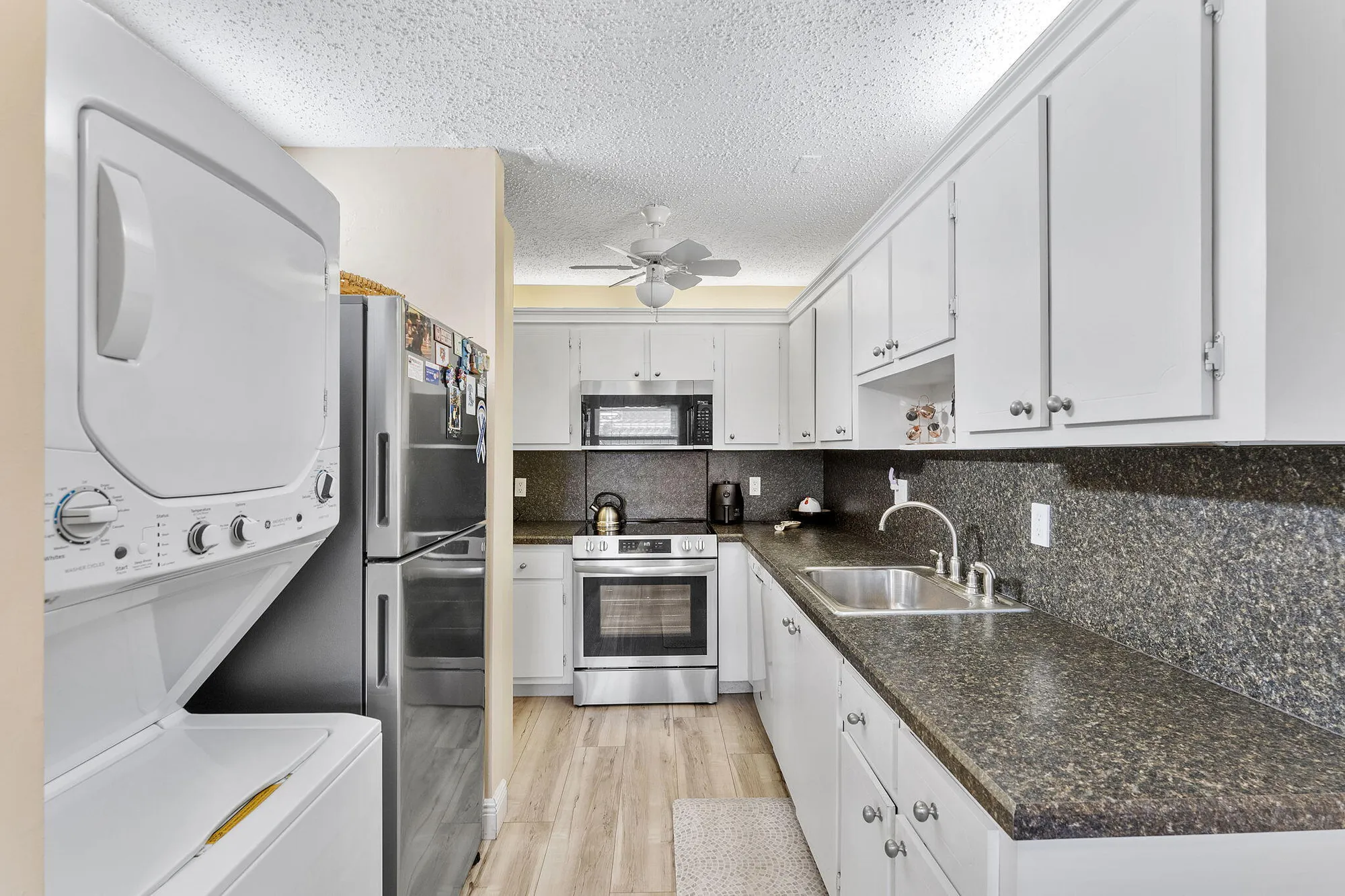 Property Slideshow image 27 of 39 | 1050 citrus way 203, Delray Beach, FL, 33445