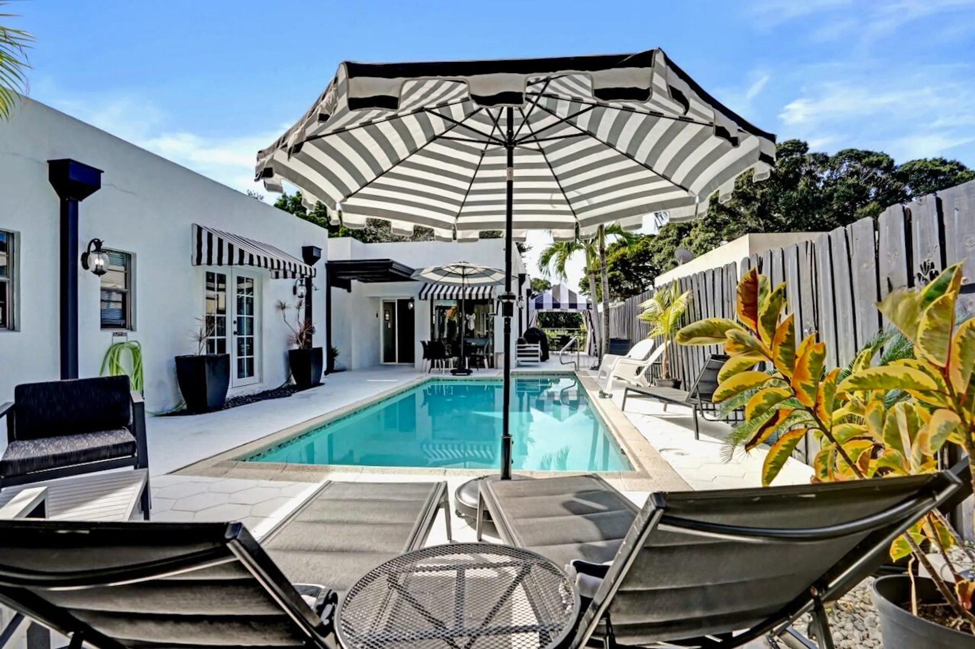 Property Slideshow image 11 of 80 | 5306 stonybrook dr, Boynton Beach, FL, 33437