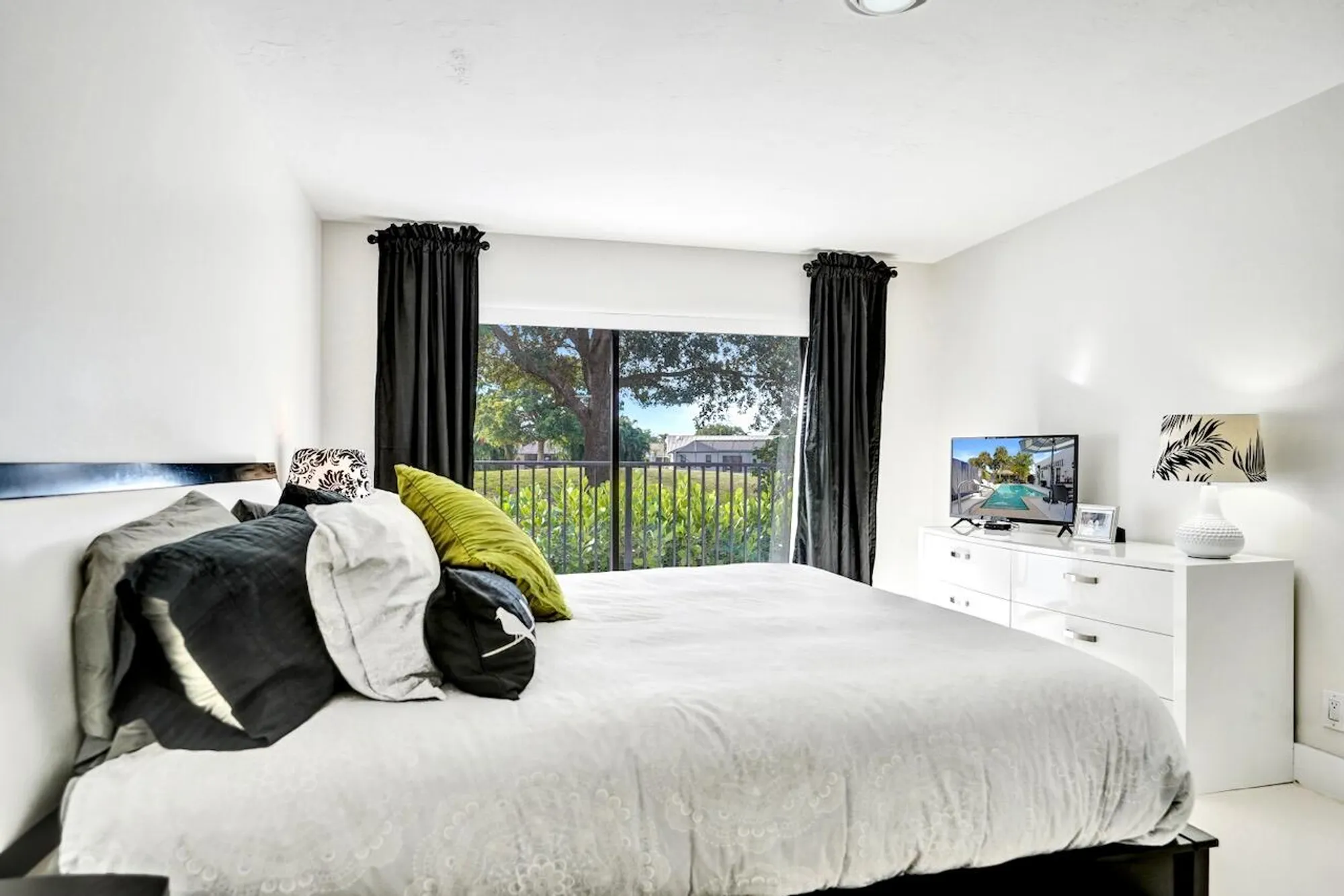 Property Slideshow image 39 of 80 | 5306 stonybrook dr, Boynton Beach, FL, 33437