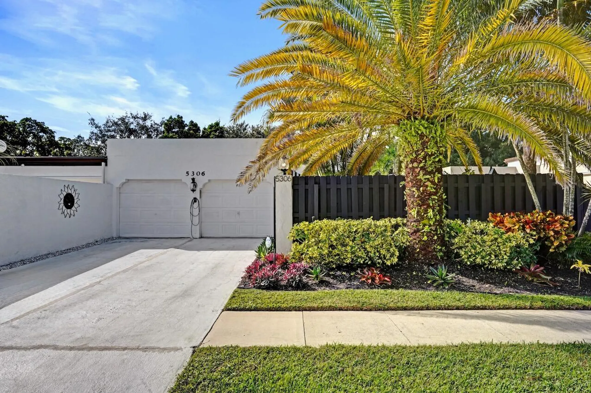 Property Slideshow image 6 of 80 | 5306 stonybrook dr, Boynton Beach, FL, 33437
