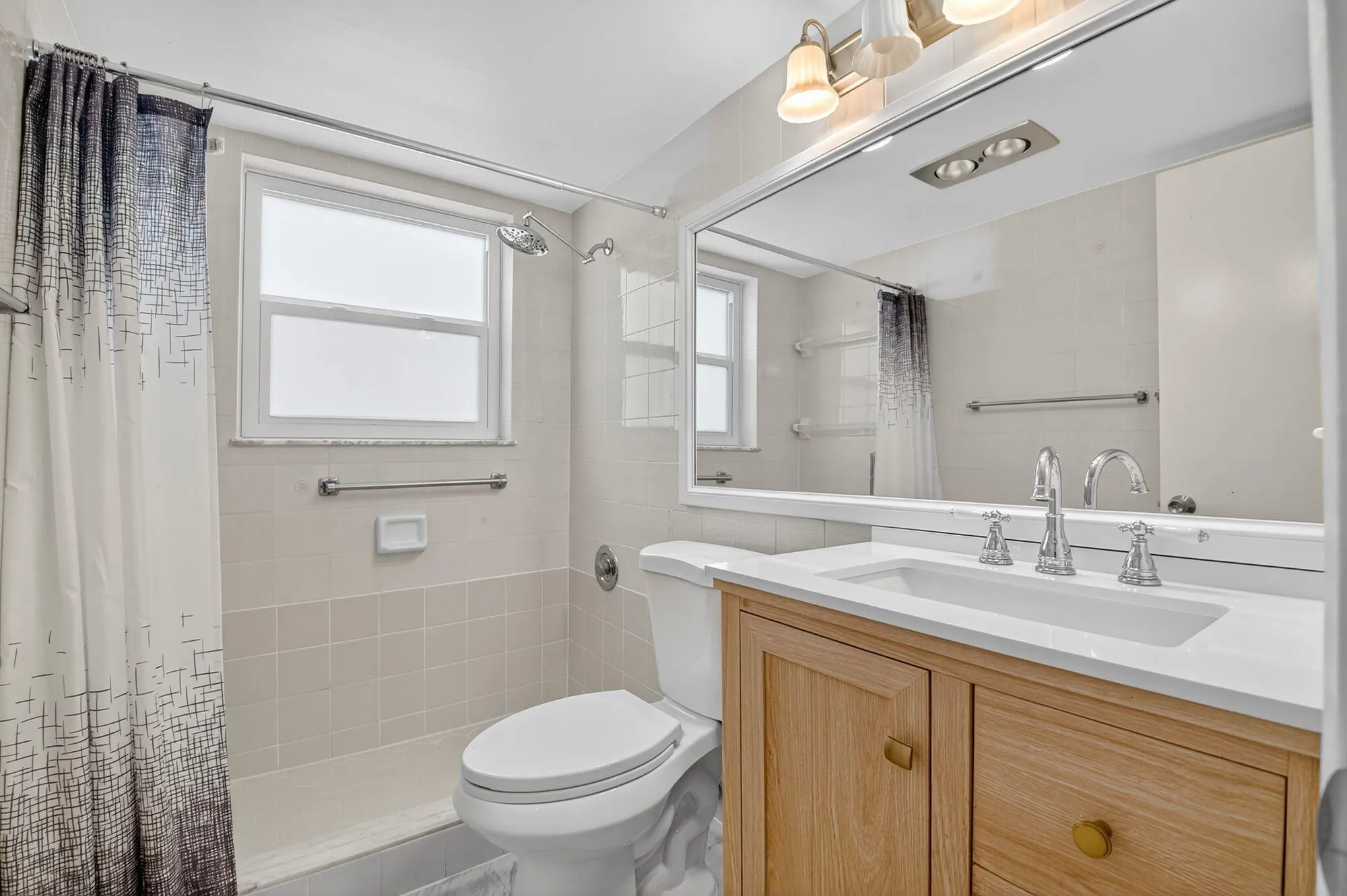 Property Slideshow image 9 of 30 | 331 sheffield, West Palm Beach, FL, 33417