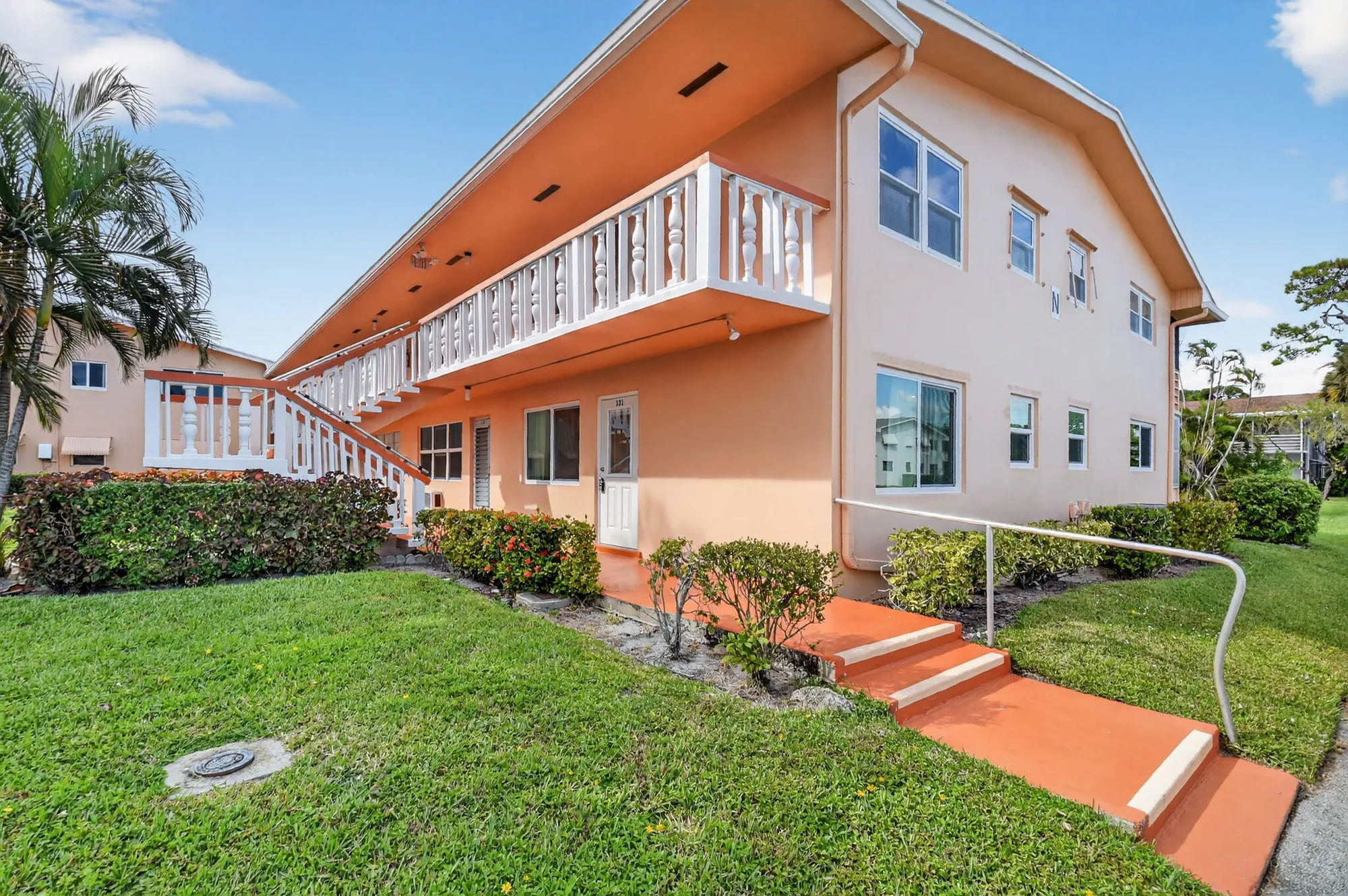 Property Slideshow image 1 of 30 | 331 sheffield, West Palm Beach, FL, 33417