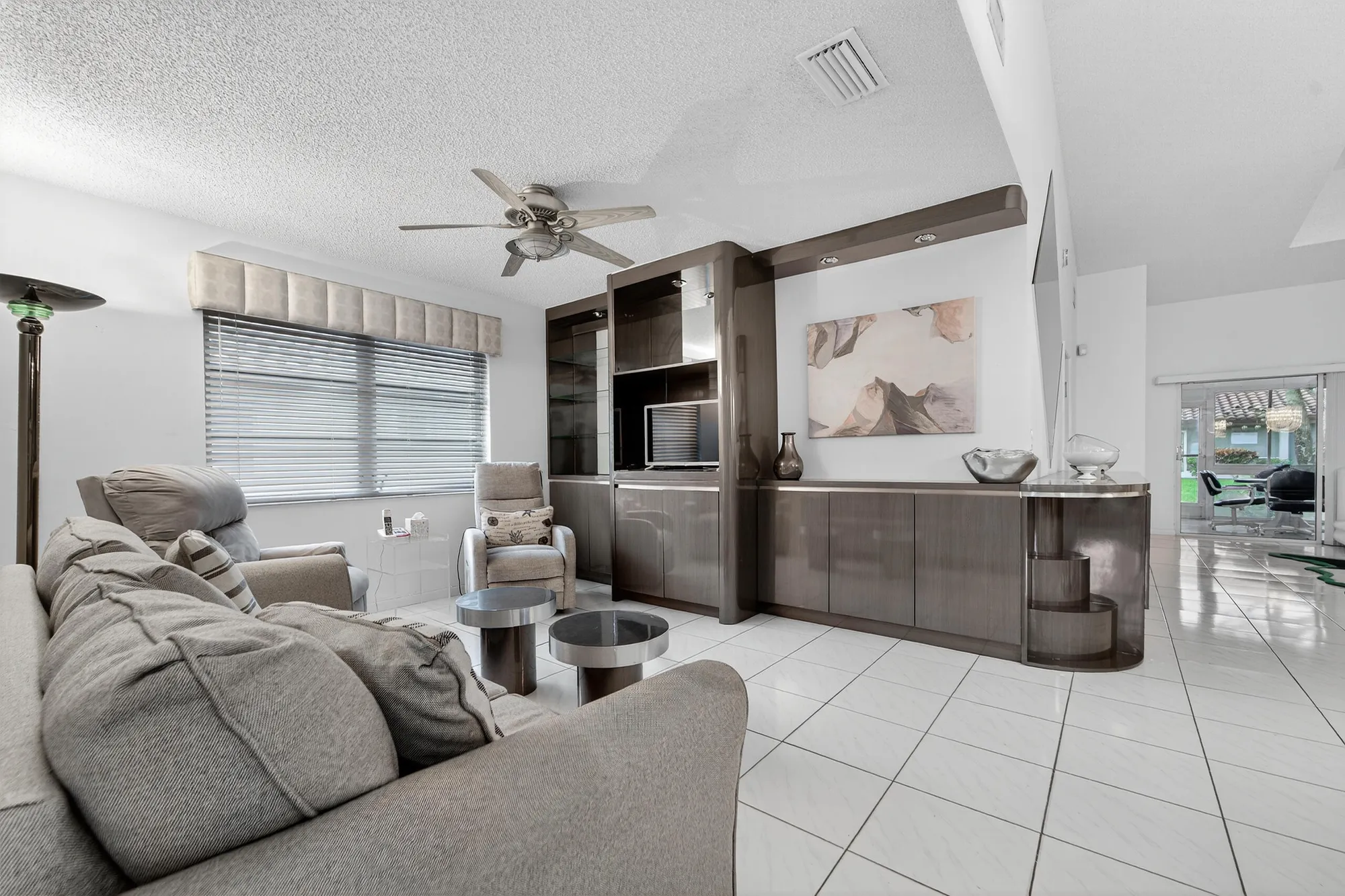 Property Slideshow image 6 of 58 | 6065 sunny manor ct, Delray Beach, FL, 33484