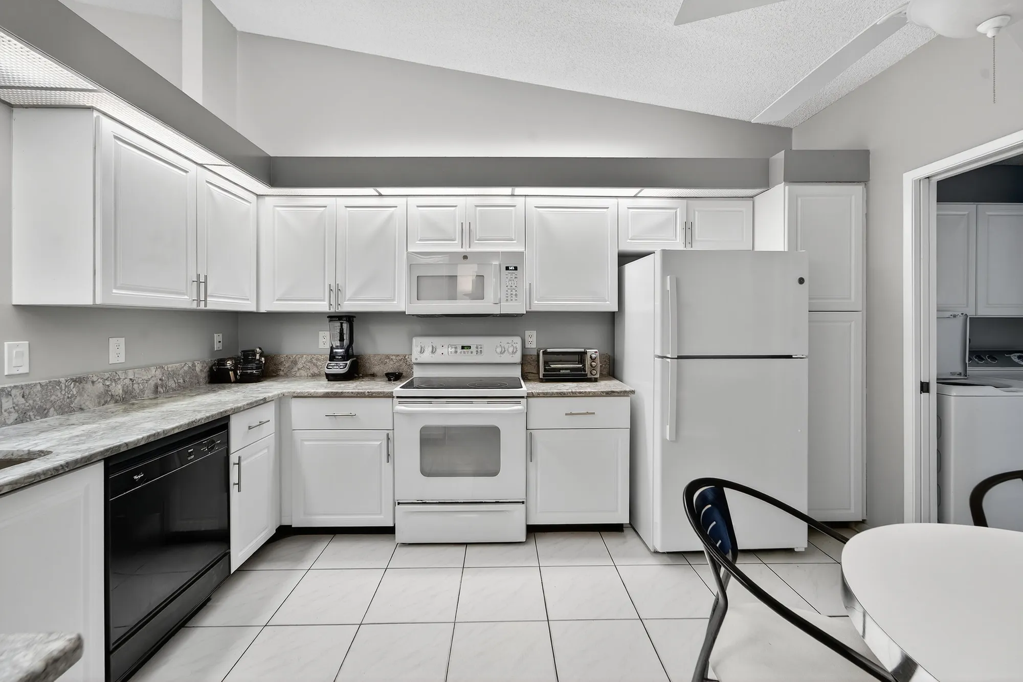 Property Slideshow image 1 of 58 | 6065 sunny manor ct, Delray Beach, FL, 33484