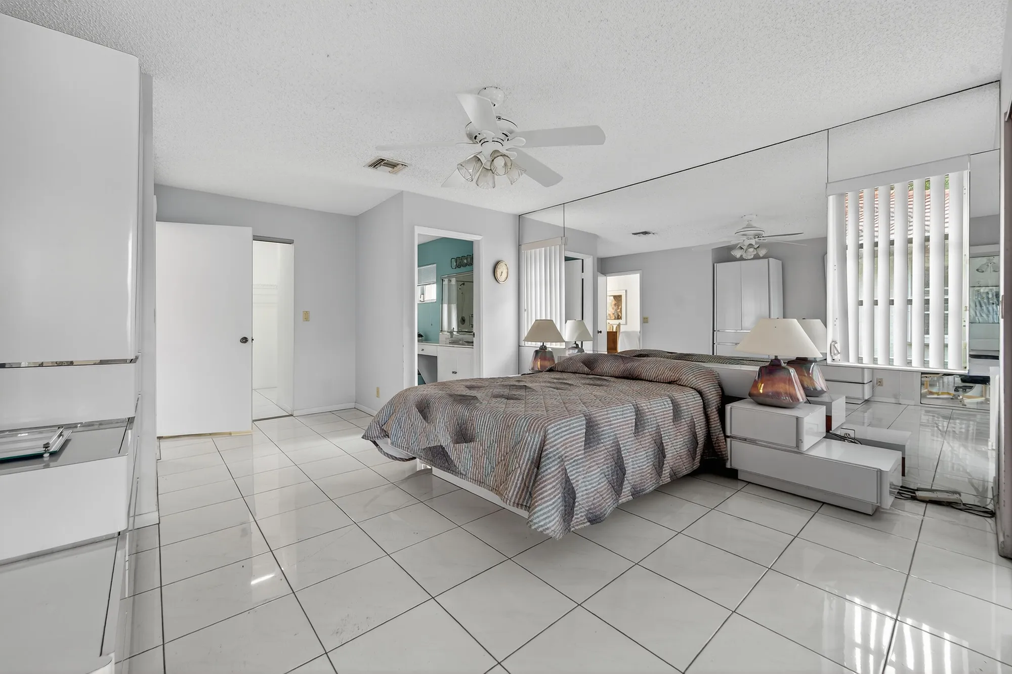 Property Slideshow image 17 of 58 | 6065 sunny manor ct, Delray Beach, FL, 33484