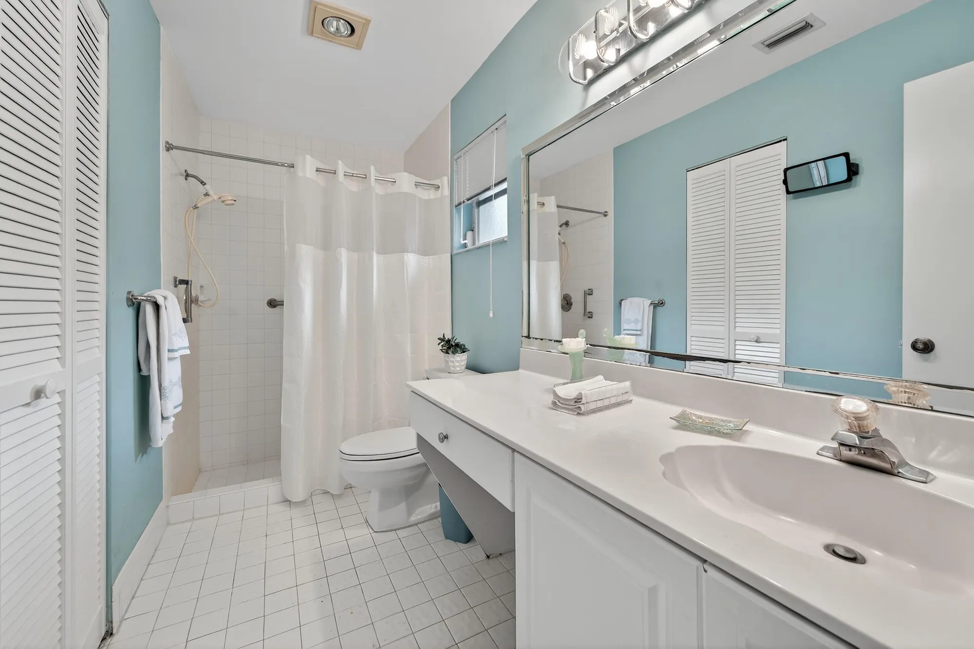 Property Slideshow image 23 of 58 | 6065 sunny manor ct, Delray Beach, FL, 33484