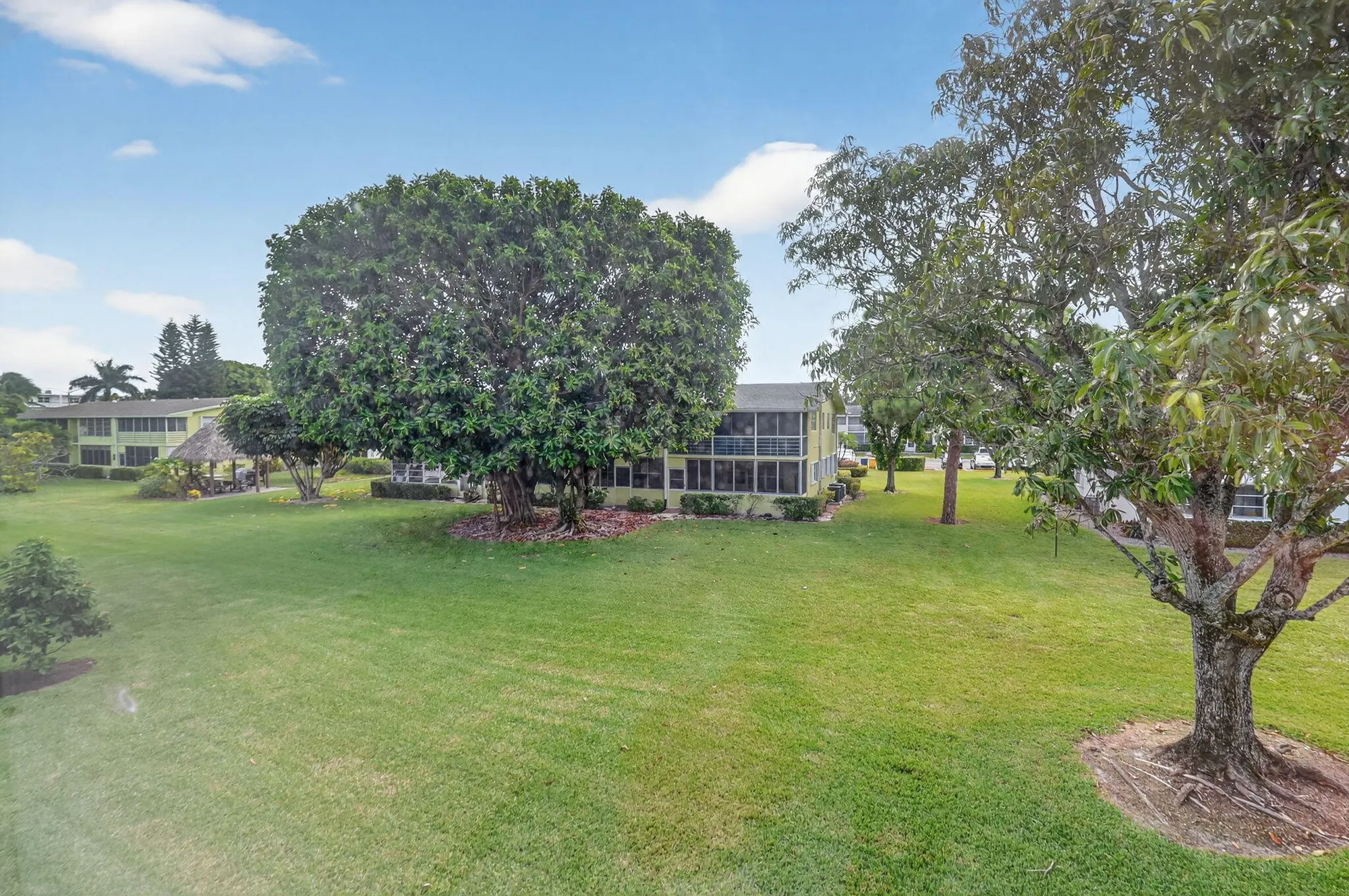 Property Slideshow image 19 of 33 | 317 windsor, West Palm Beach, FL, 33417