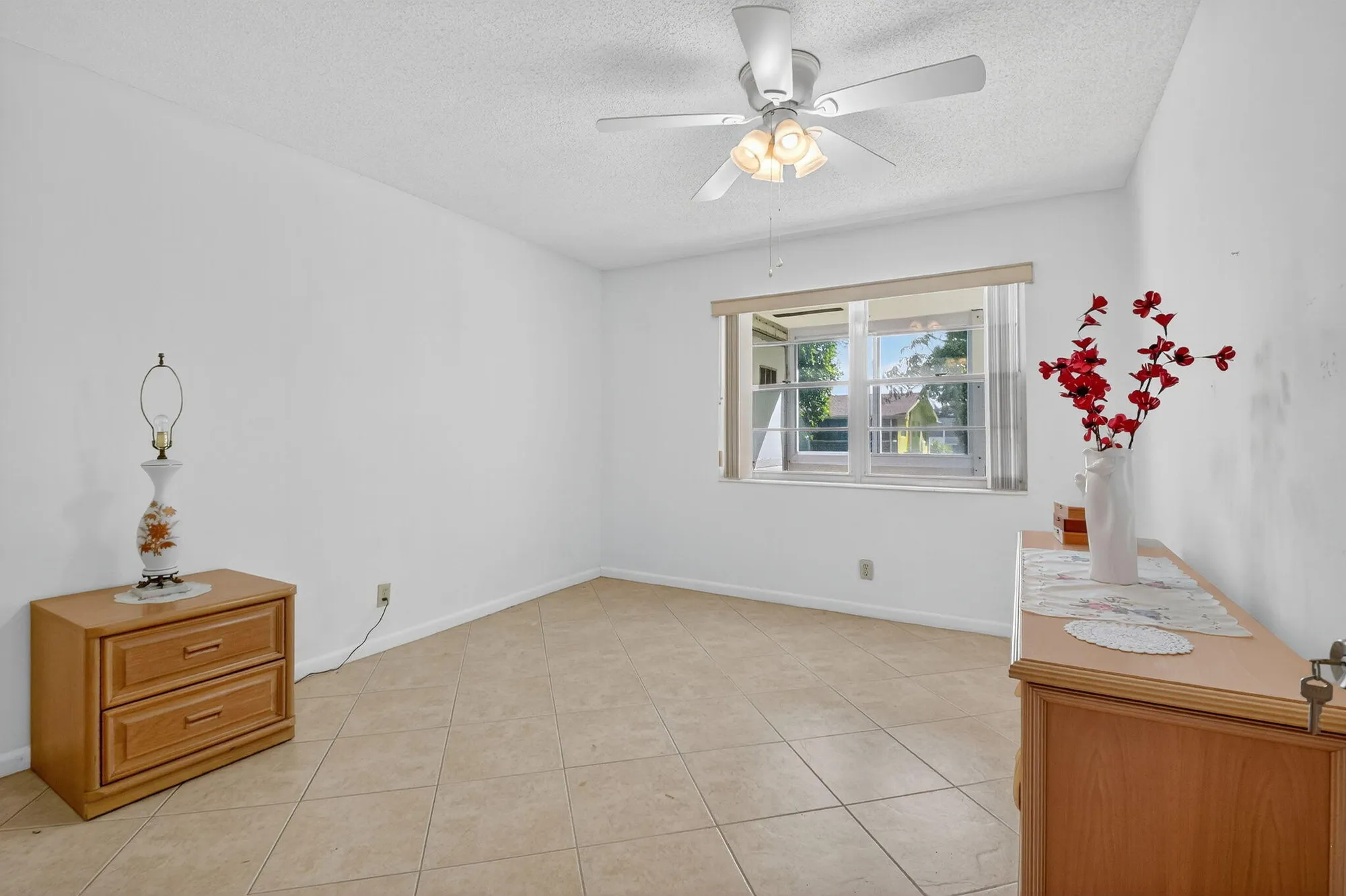 Property Slideshow image 15 of 33 | 317 windsor, West Palm Beach, FL, 33417