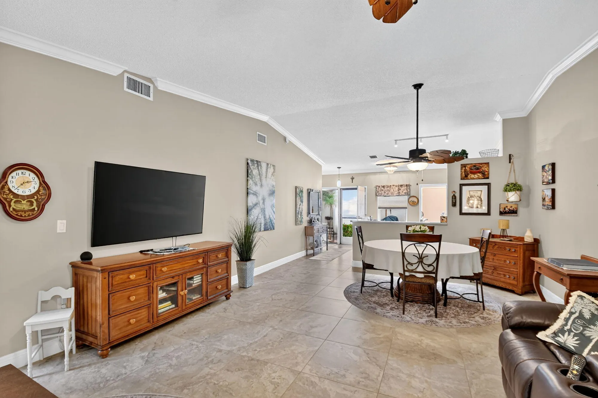 Property Slideshow image 5 of 57 | 6426 mill pointe cir, Delray Beach, FL, 33484