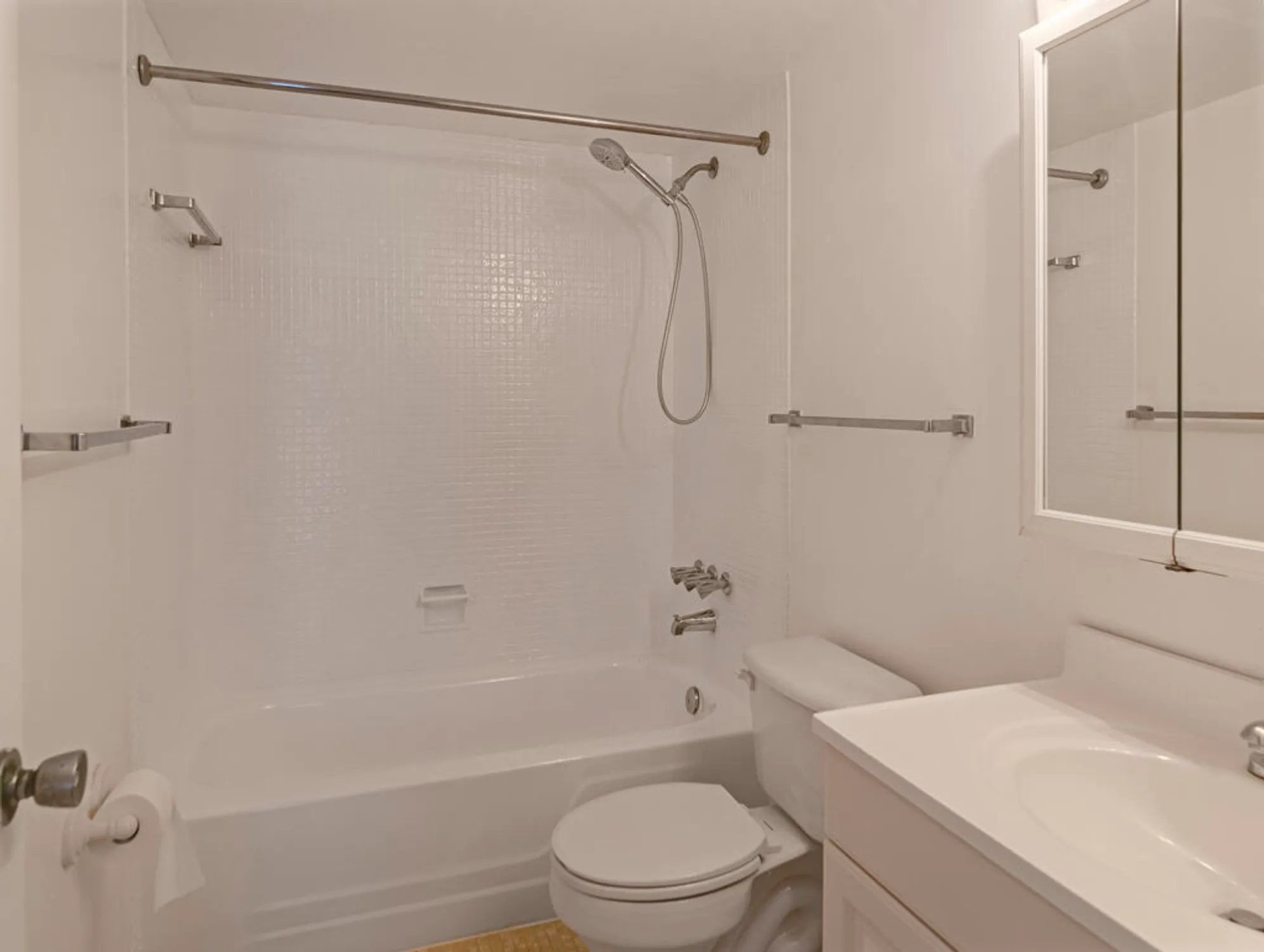 Property Slideshow image 14 of 33 | 4 golfs edge e, West Palm Beach, FL, 33417