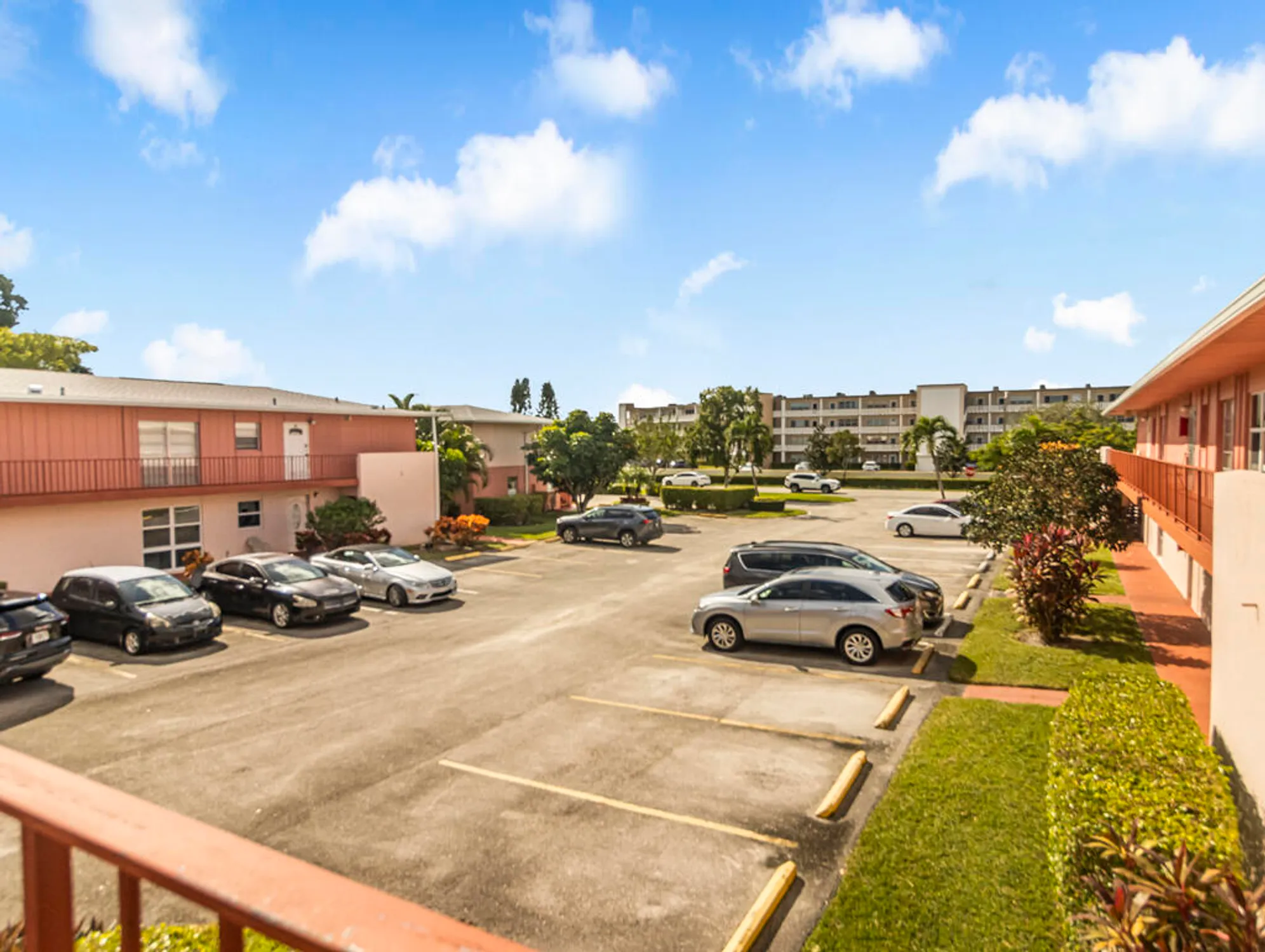 Property Slideshow image 16 of 33 | 4 golfs edge e, West Palm Beach, FL, 33417