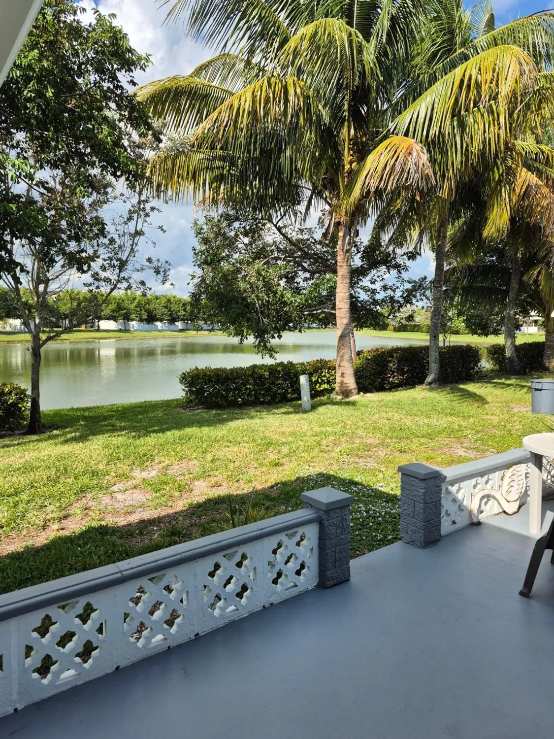 Property Slideshow image 23 of 30 | 4517 monterey dr, Tamarac, FL, 33319