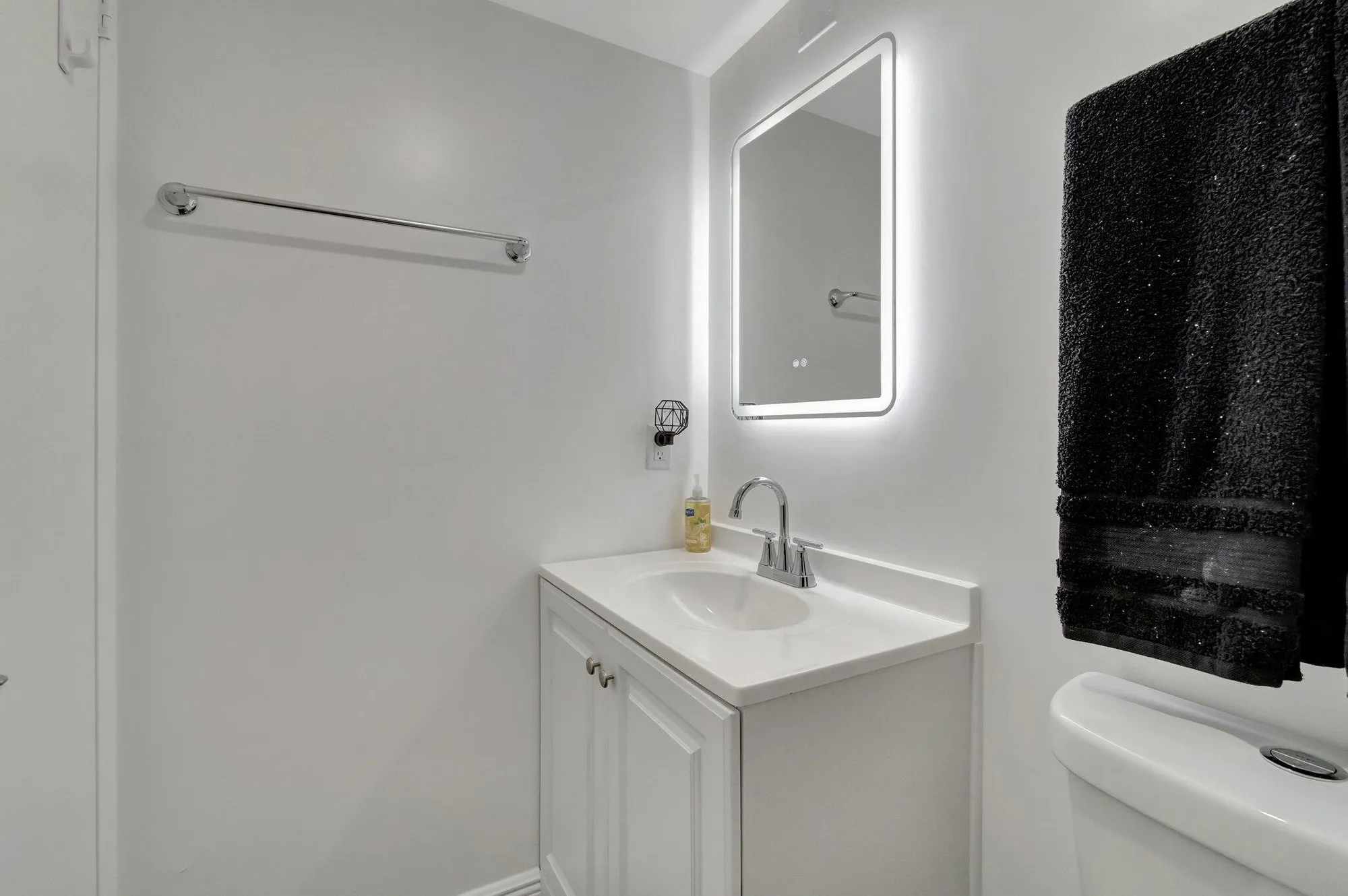 Property Slideshow image 17 of 65 | 566 mansfield, Boca Raton, FL, 33434