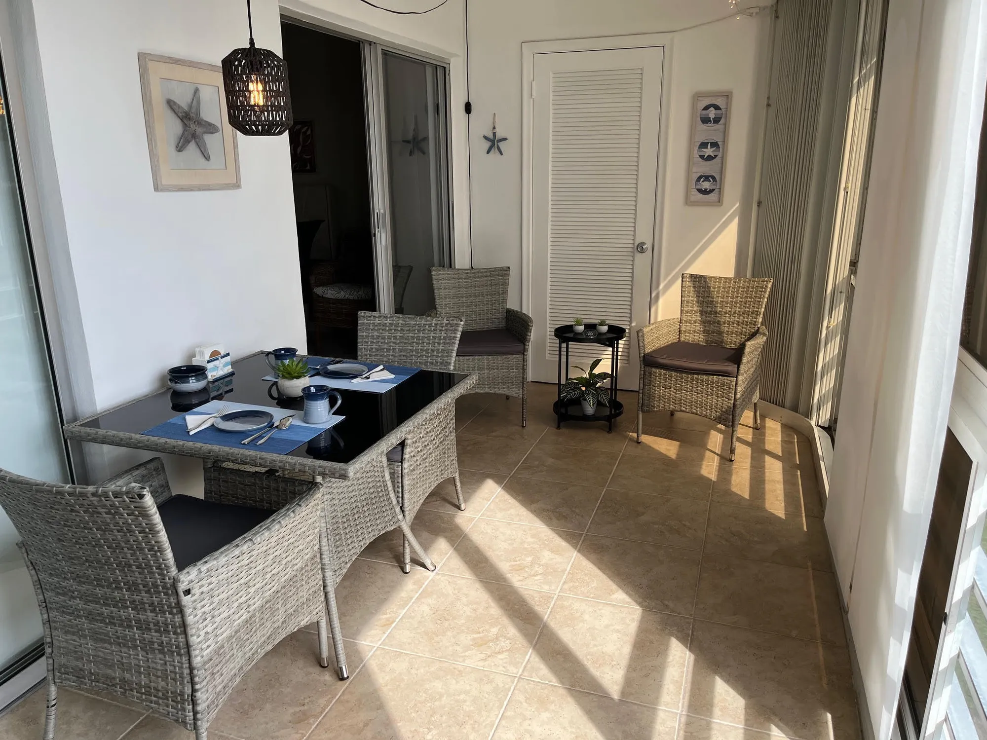 Property Slideshow image 11 of 15 | 2724 garden dr 403, Lake Worth, FL, 33461