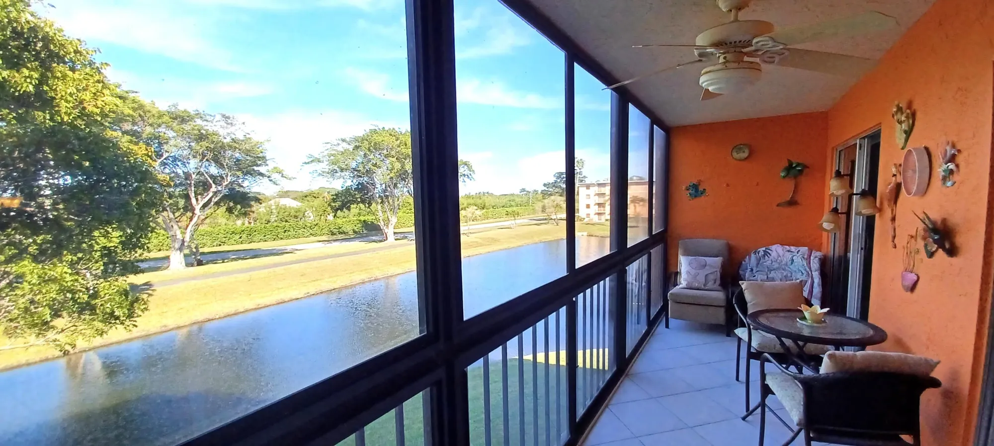 Property Slideshow image 4 of 32 | 7185 huntington ln 308, Delray Beach, FL, 33446