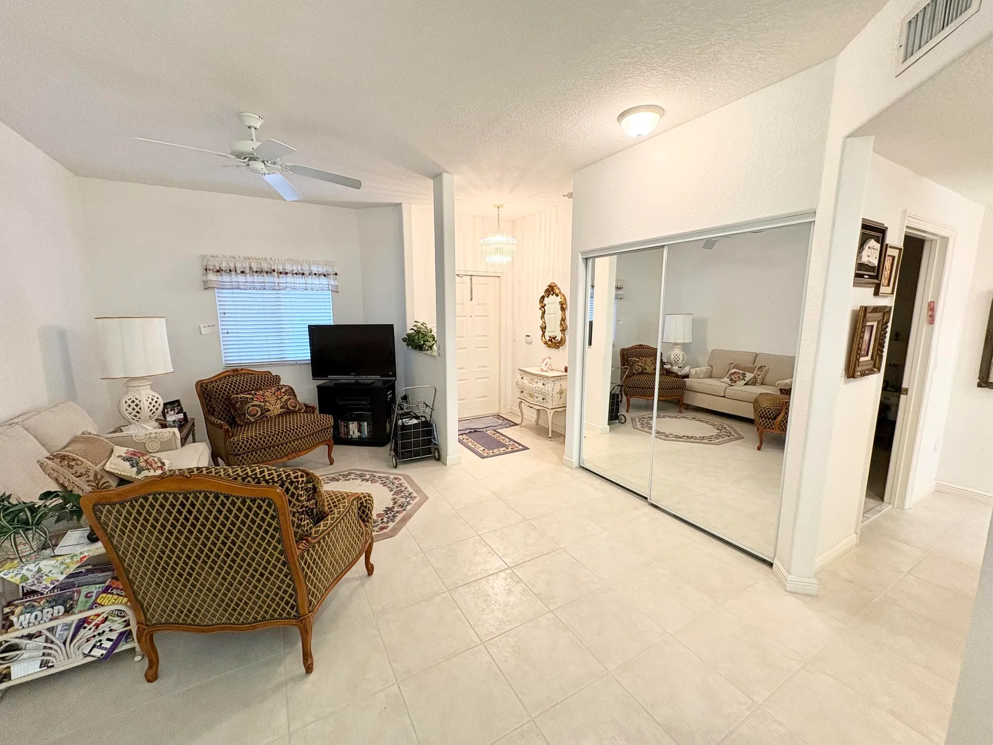 Property Slideshow image 3 of 37 | 7715 southampton ter 402, Tamarac, FL, 33321