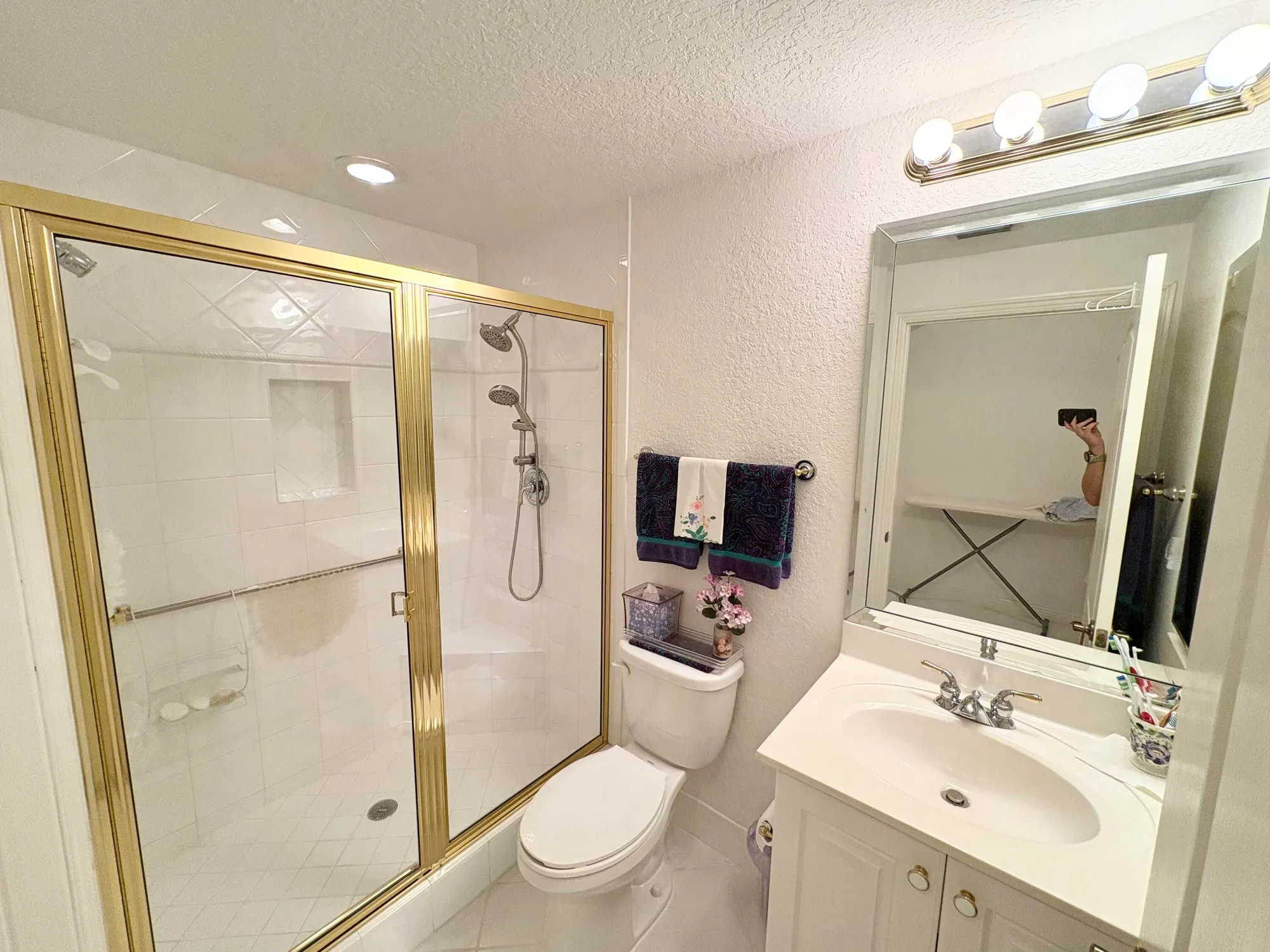 Property Slideshow image 14 of 37 | 7715 southampton ter 402, Tamarac, FL, 33321